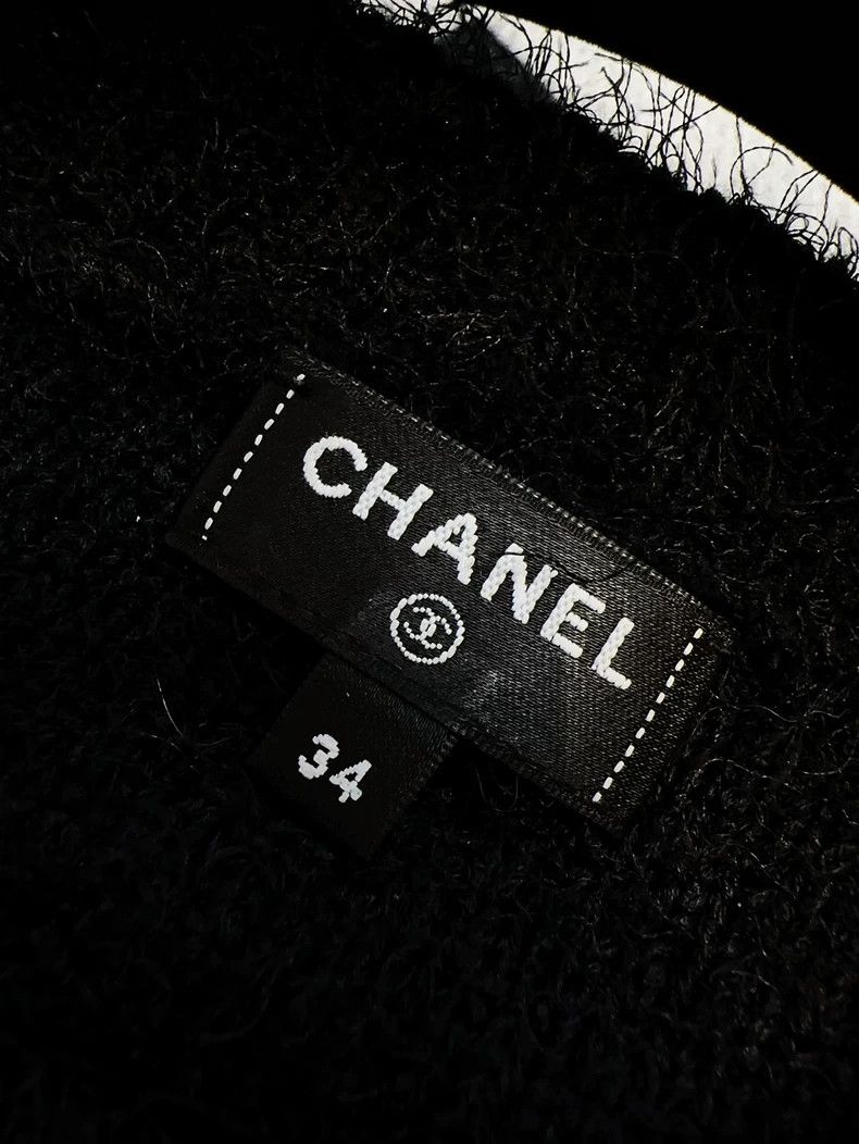 Chanel Chanel 23k autumn and winter black shiny camellia sequin k Size XXS / US 00 / IT 34 - 5 Thumbnail