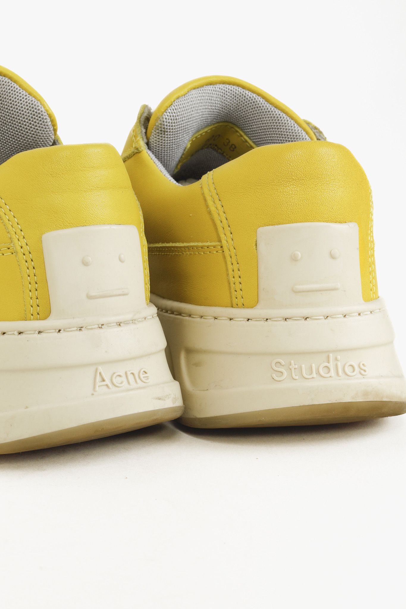 Acne Studios Acne Studios Perey Yellow Leather Low Top Lace Sneaker Size US 7.5 / IT 37.5 - 10 Thumbnail