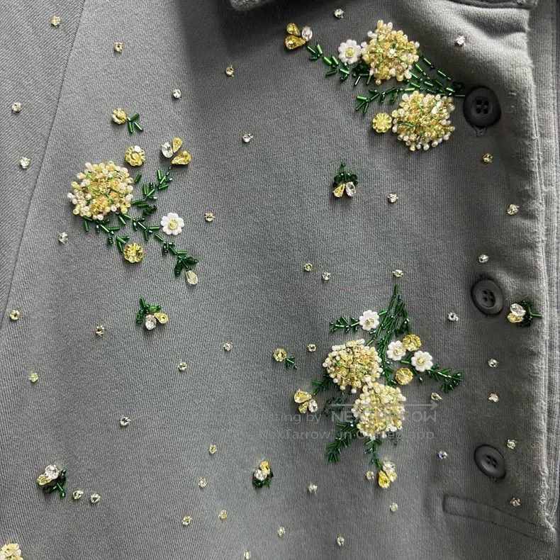 Miu Miu Miu Miu Size M Embroidered holiday limited series sequined Size M / US 6-8 / IT 42-44 - 4 Thumbnail