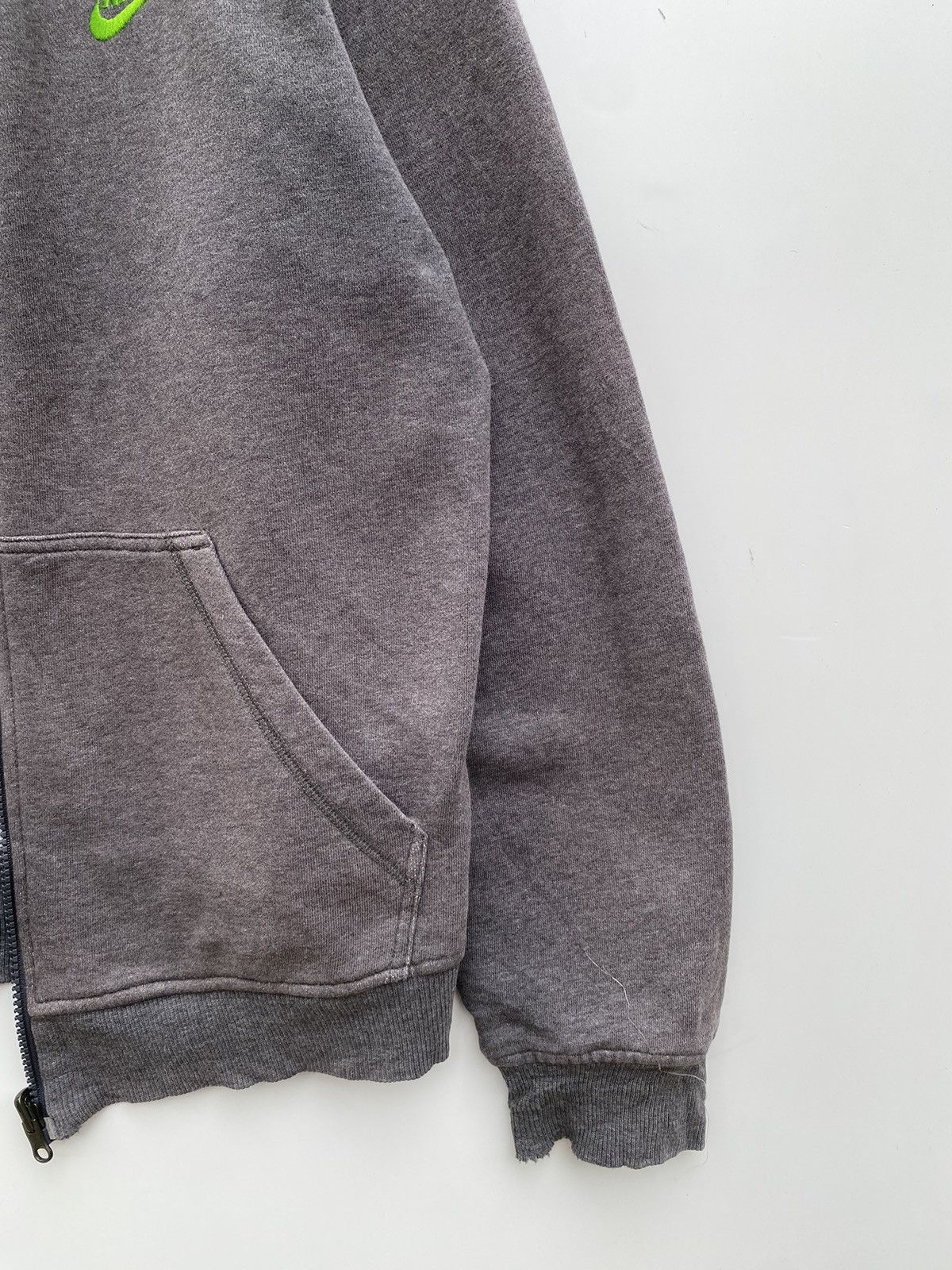 Nike Vtg Y2K Nike Hoodie Zipper Swoosh Size US L / EU 52-54 / 3 - 4 Thumbnail