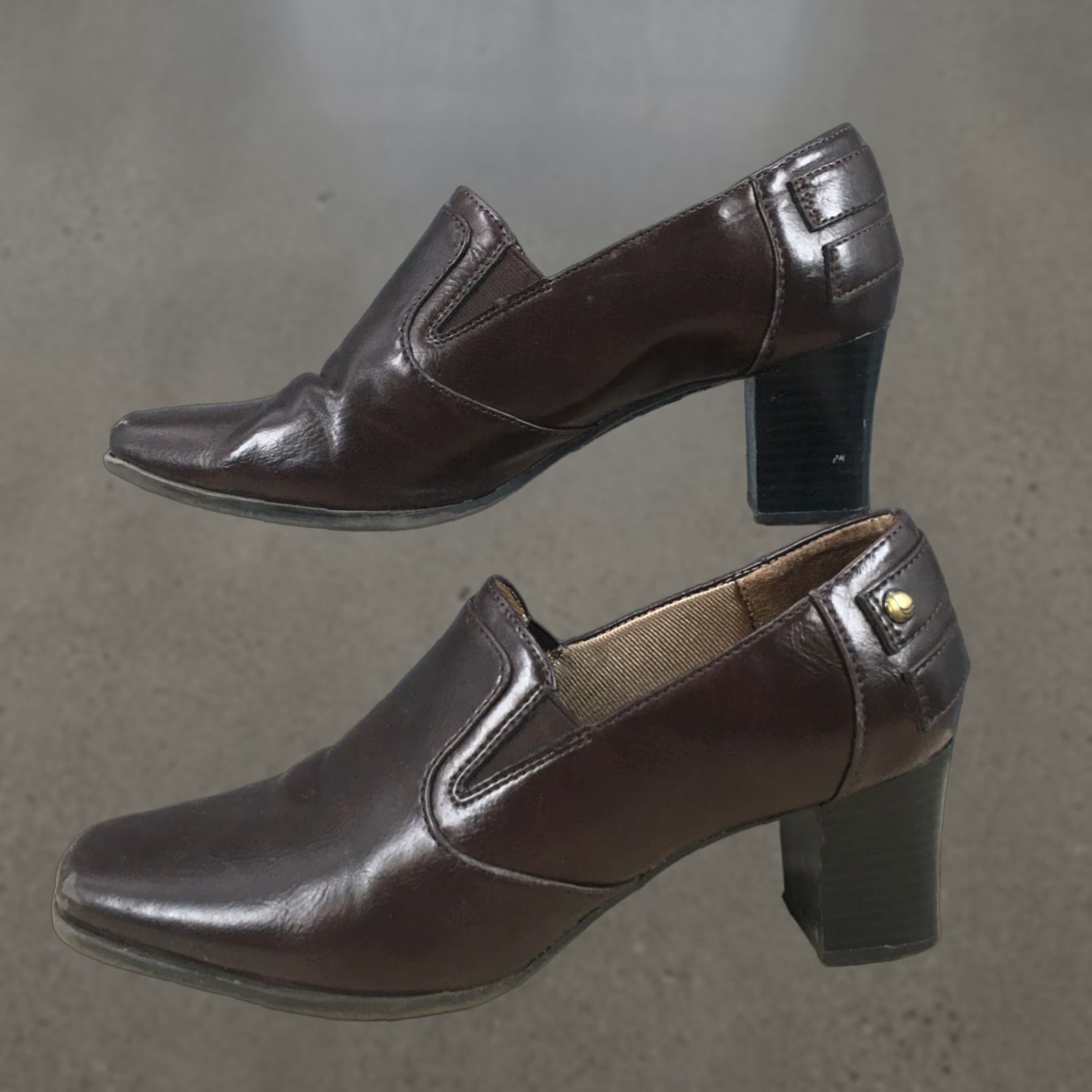 Vintage LifeStride Boots Womens 7.5 M Scout Ankle Bootie Brown Faux Leather Block Heels Boots Size US 8 / IT 38 - 1 Thumbnail