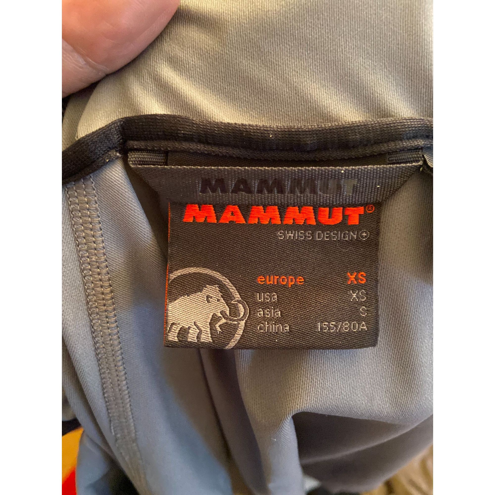 Mammut Mammut Windbreaker Gray Jacket Ladies Size XS Size XS / US 0-2 / IT 36-38 - 2 Thumbnail