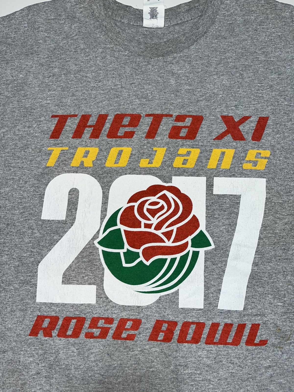 NFL Theta XI Trojans 2017 Rose Bowl Y2K T Shirt Large Grey Size US XL / EU 56 / 4 - 2 Thumbnail