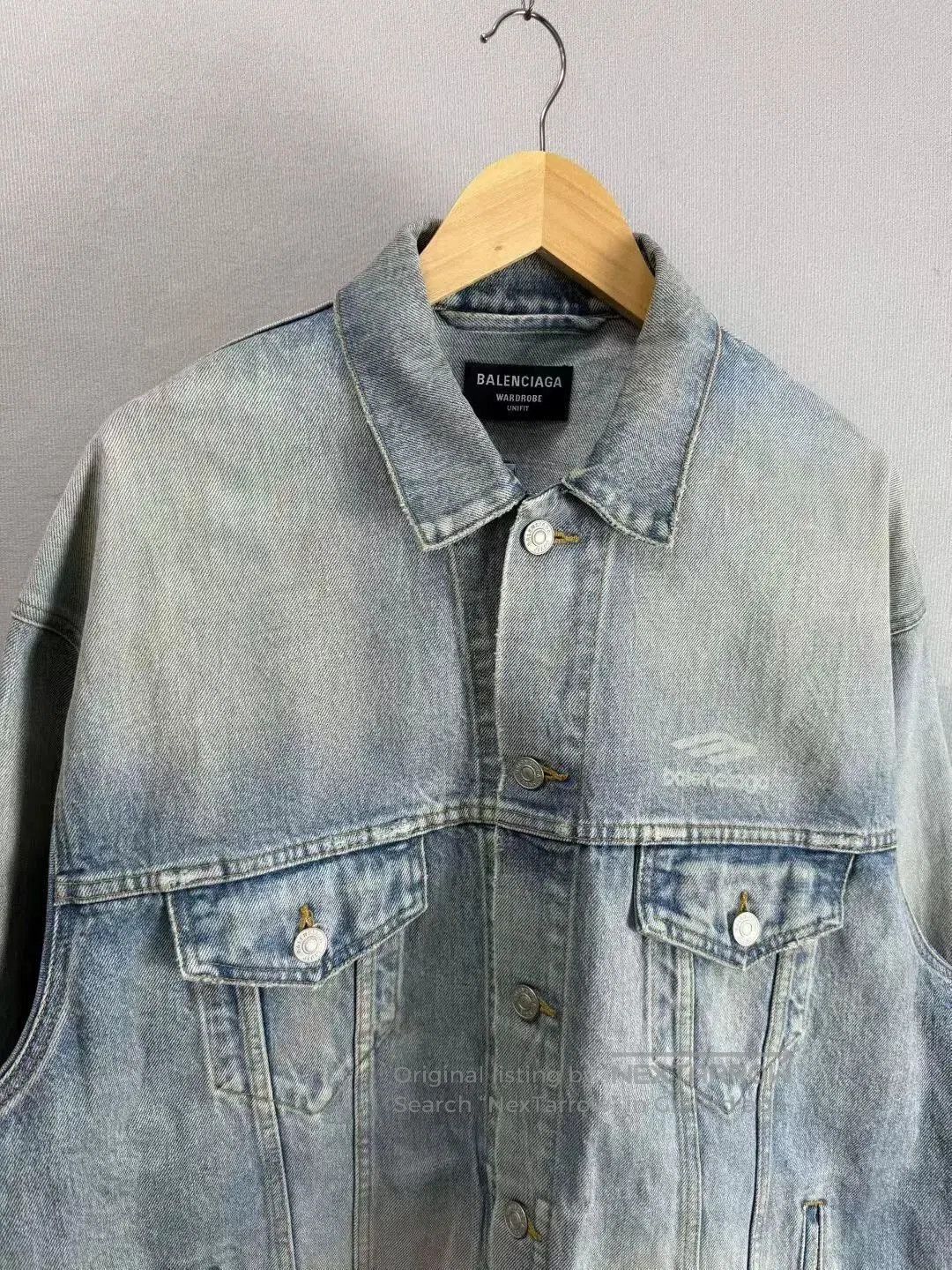 Balenciaga balenciaga light blue distressed denim jacket. Size US M / EU 48-50 / 2 - 2 Thumbnail
