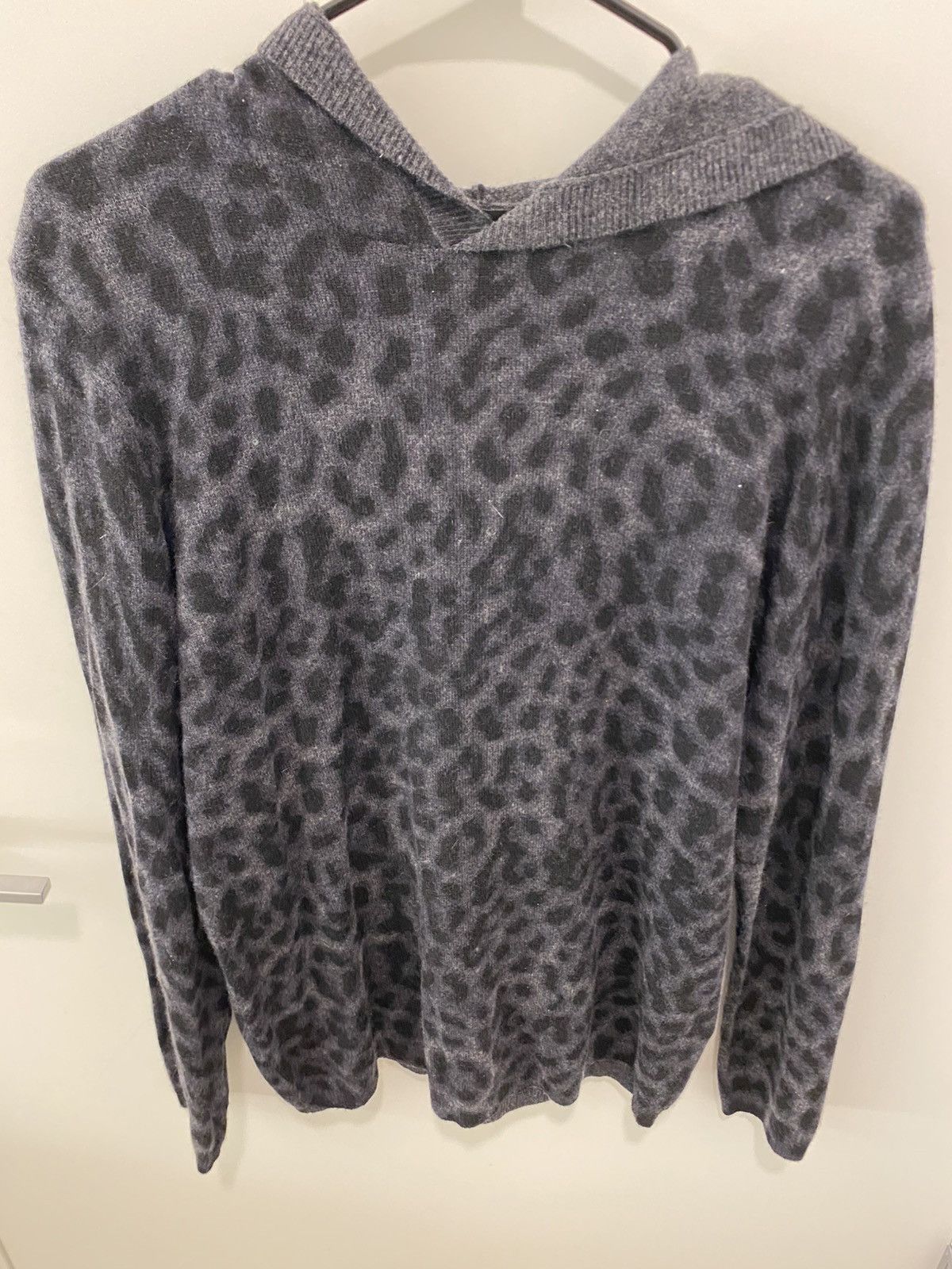 I.N.C International Concepts I.N.C. Cashmere Leopard Print Hoodie Size US S / EU 44-46 / 1 - 1 Thumbnail