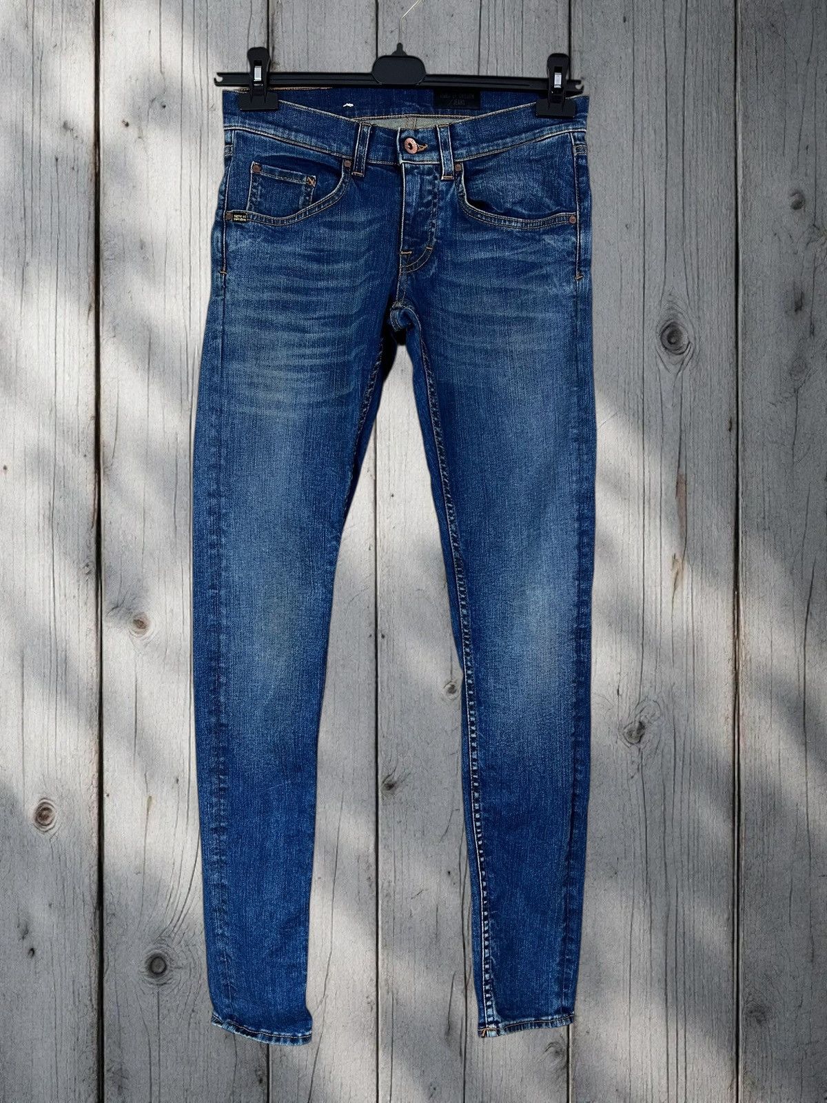 Tiger of Sweden Tiger of Sweden Slim size W28 L32 men’s jeans Size US 28 / EU 44 - 1 Thumbnail