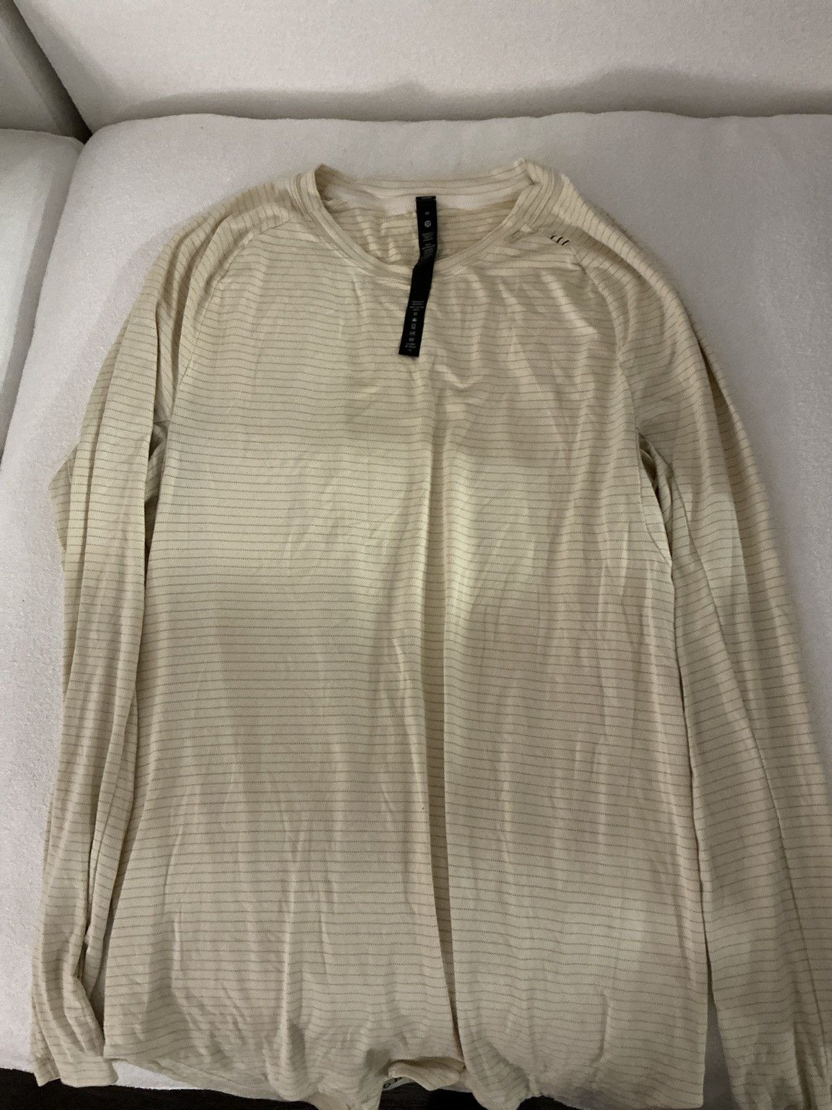 Lululemon Mens long sleeve athletic shirt medium Size US M / EU 48-50 / 2 - 1 Preview