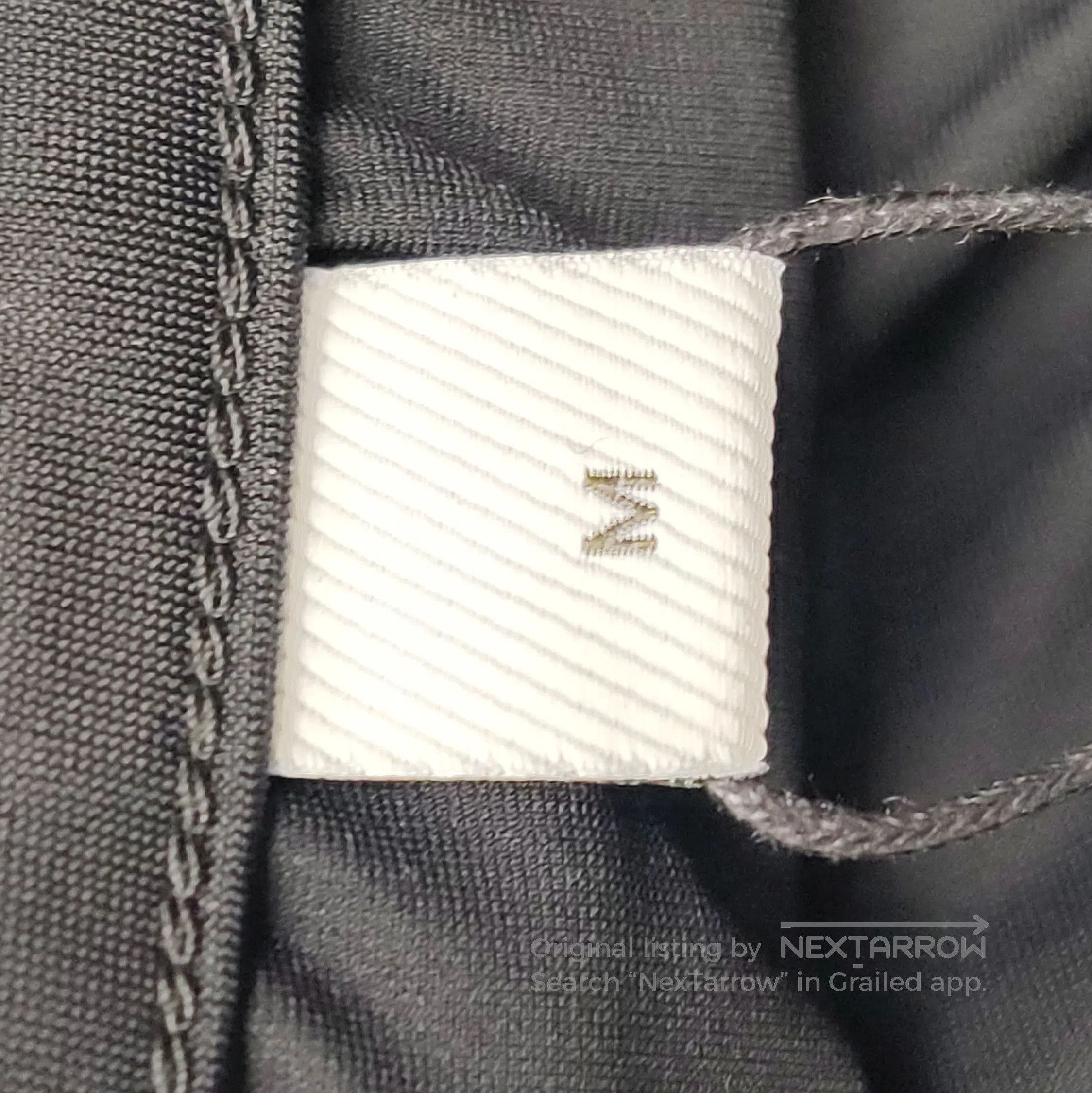Burberry Burberry Color Block Logo Leggings . Size US 27 - 5 Thumbnail