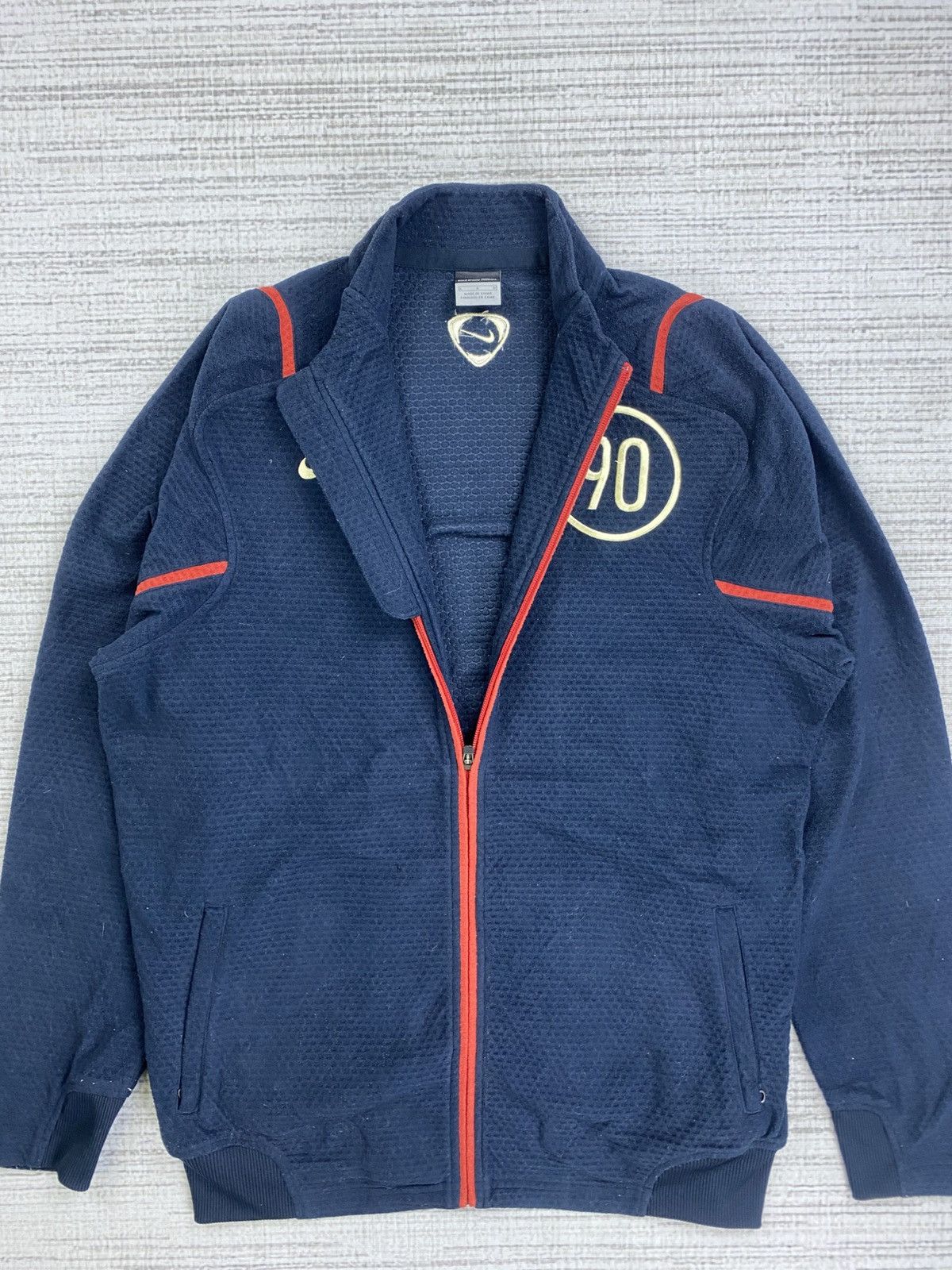 Japanese Brand × Nike × Vintage Vintage Nike 90 Sphere Thermal Embroidery Logo Zipper Jacket Size US M / EU 48-50 / 2 - 6 Thumbnail