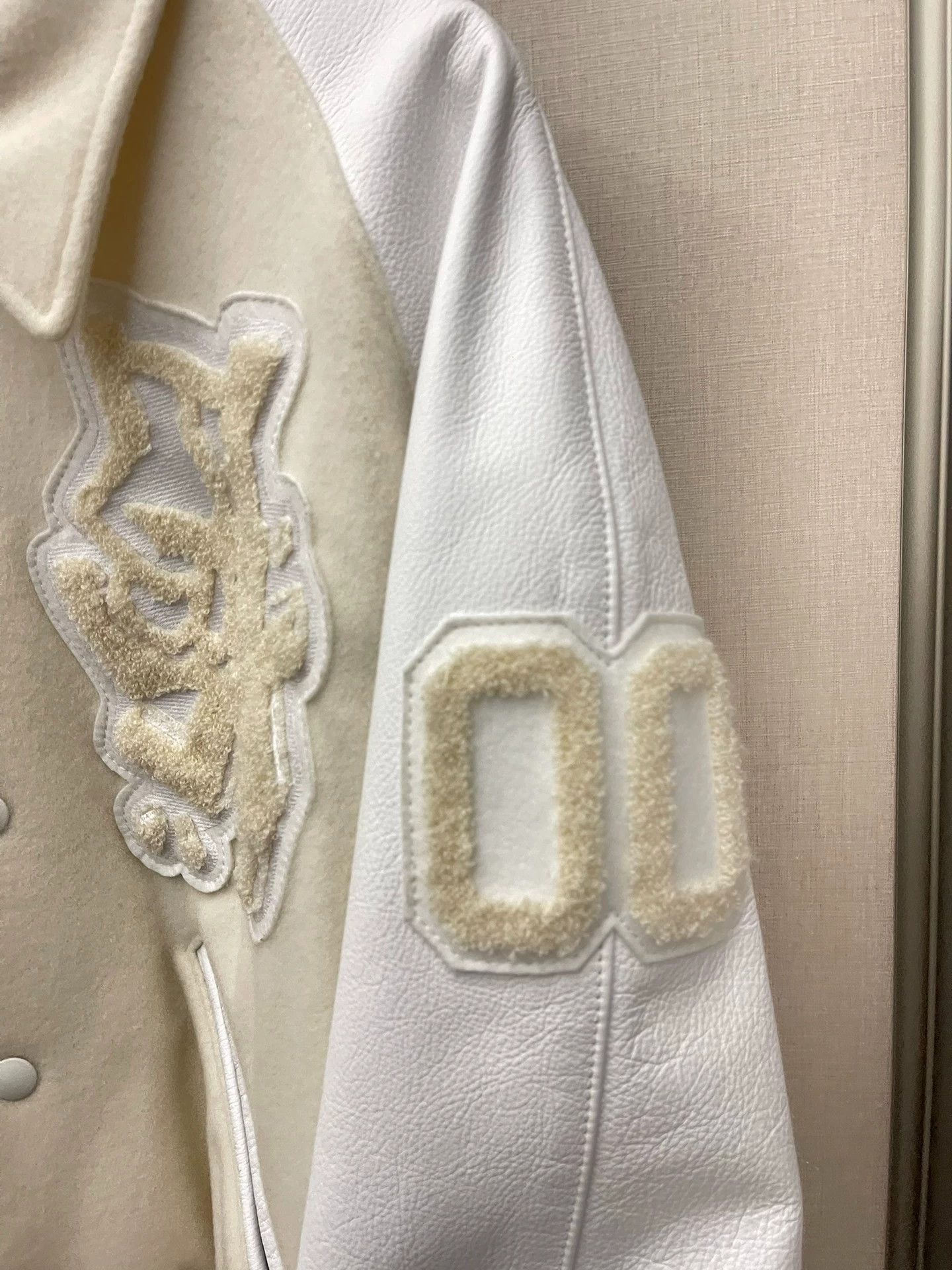 Bruno Magli Magliano Runway Rare Wool Shearling Cream Fur Embroidery L Size L / US 10 / IT 46 - 4 Thumbnail