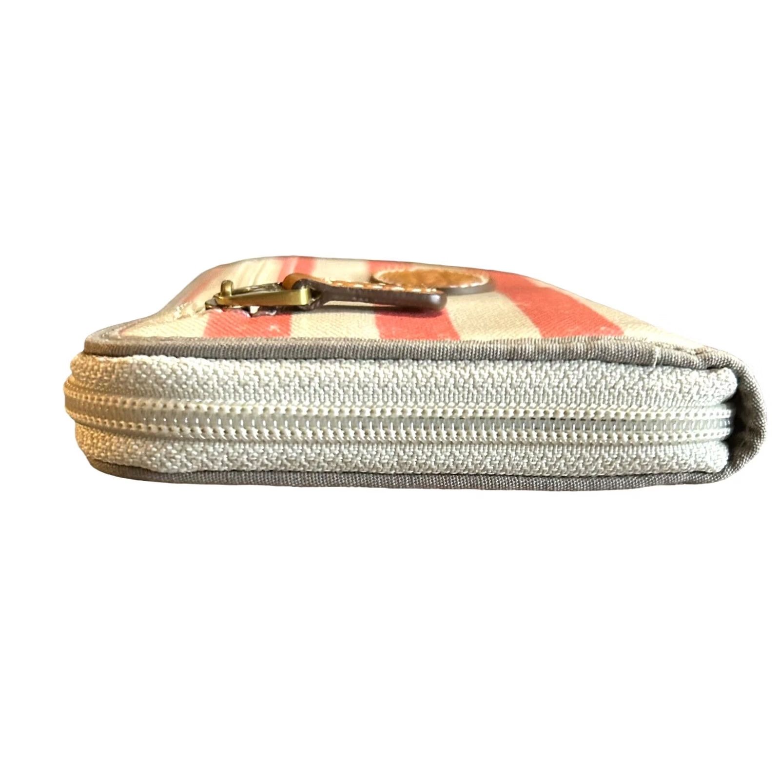 Fossil Fossil Wallet Women’s Full Zip Coral Multi Pink Striped NWOT W/Defects Size ONE SIZE - 7 Thumbnail