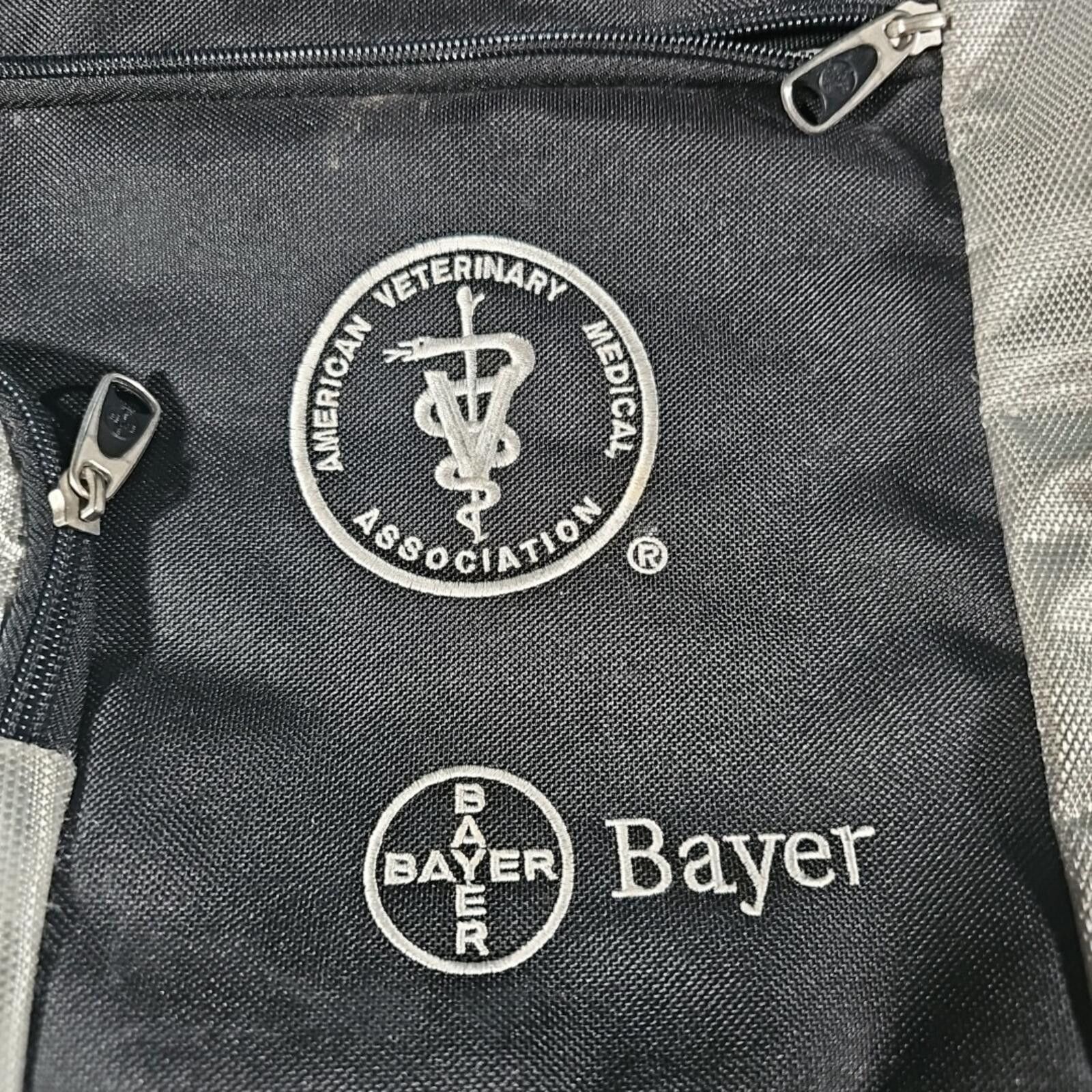 Eddie Bauer Bayer American Veterinary Medical Association Crossbody Bag Size ONE SIZE - 2 Thumbnail