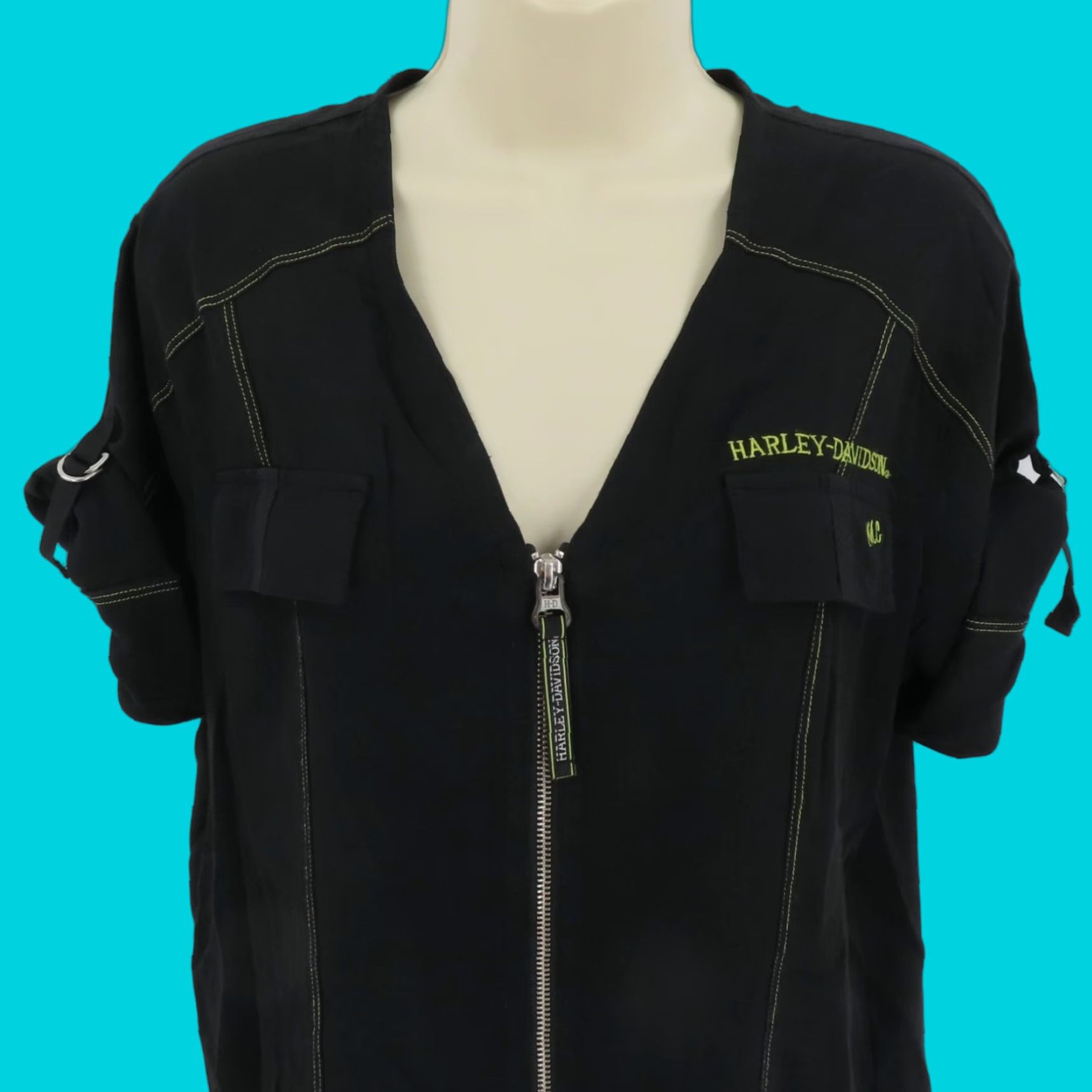 Harley Davidson Harley-Davidson Blouse Shirt Women Medium Black Short Sleeve Zipper Front Top | Motorcycle Theme, Basic Style, Solid Pattern Size M / US 6-8 / IT 42-44 - 1 Thumbnail