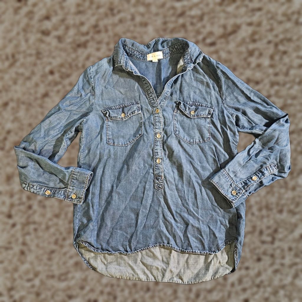 Denime Cloth & Stone Top Women Medium Blue Chambray Denim Button Long Sleeve Casual Size M / US 6-8 / IT 42-44 - 1 Thumbnail