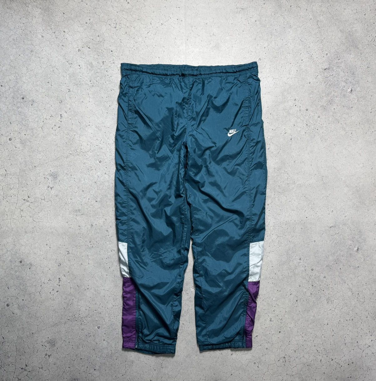 Nike Nike Vintage 80’s Nylon Track Pants Swoosh Drill Size US 34 / EU 50 - 1 Thumbnail