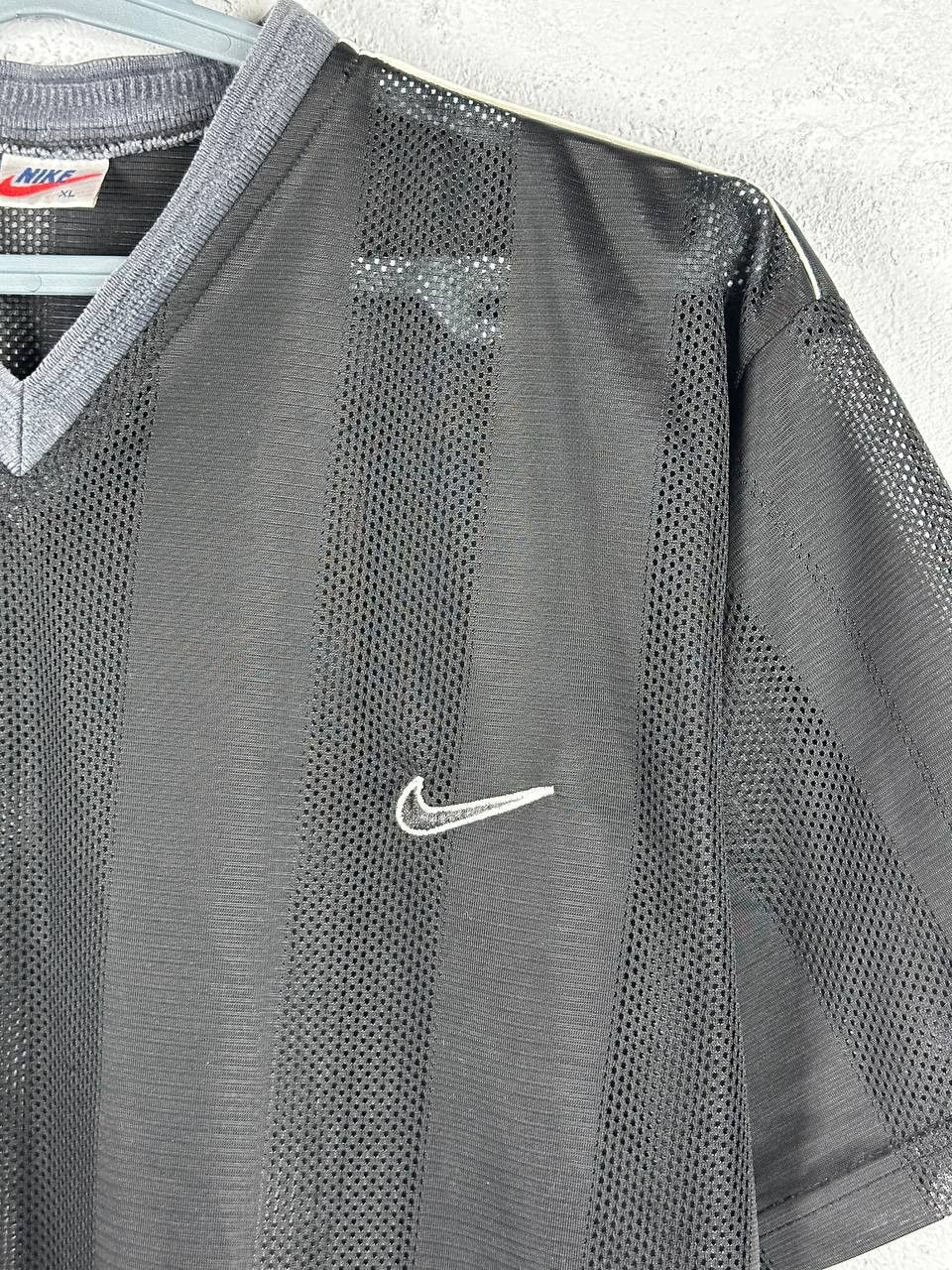 Nike × Vintage Vintage 90s NIKE Swoosh Mesh Tshirt Streetwear Bootleg Style Size US XL / EU 56 / 4 - 4 Thumbnail