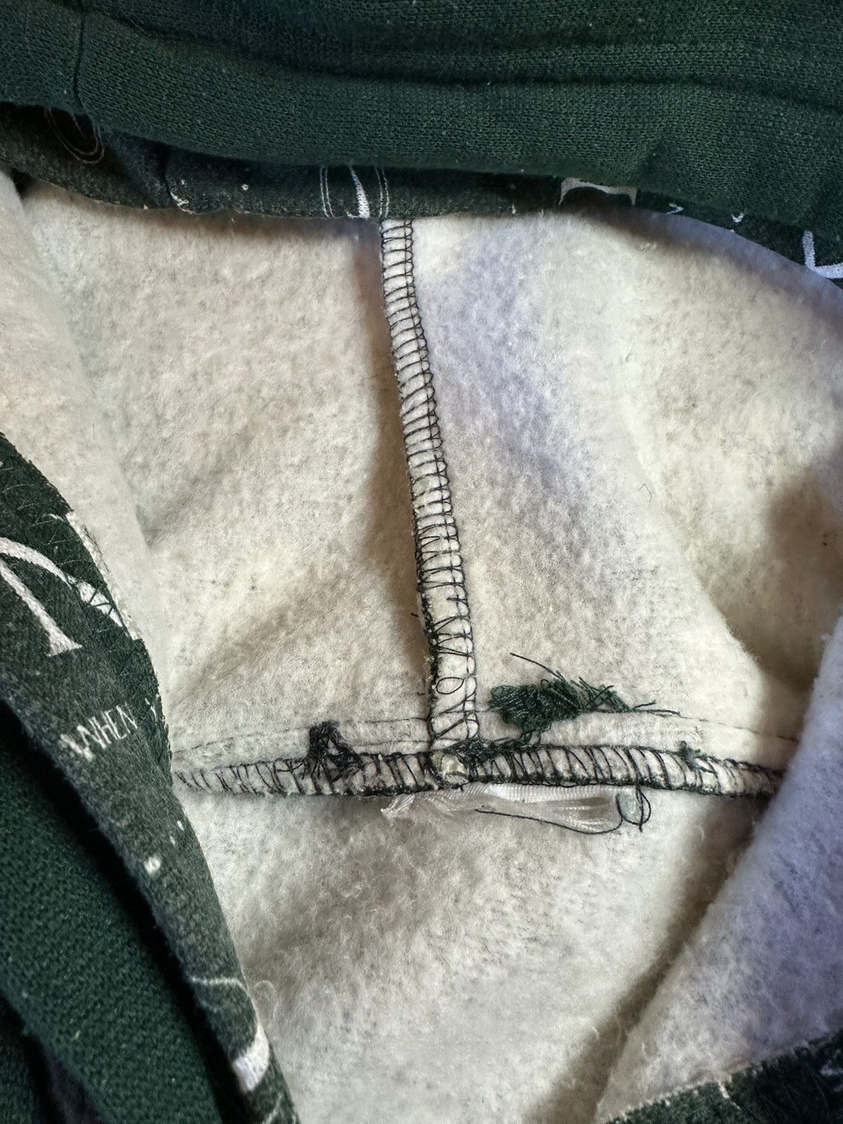 Nike GRAIL Vintage 90s Nike AOP Hoodie XL Green Size US XL / EU 56 / 4 - 11 Thumbnail