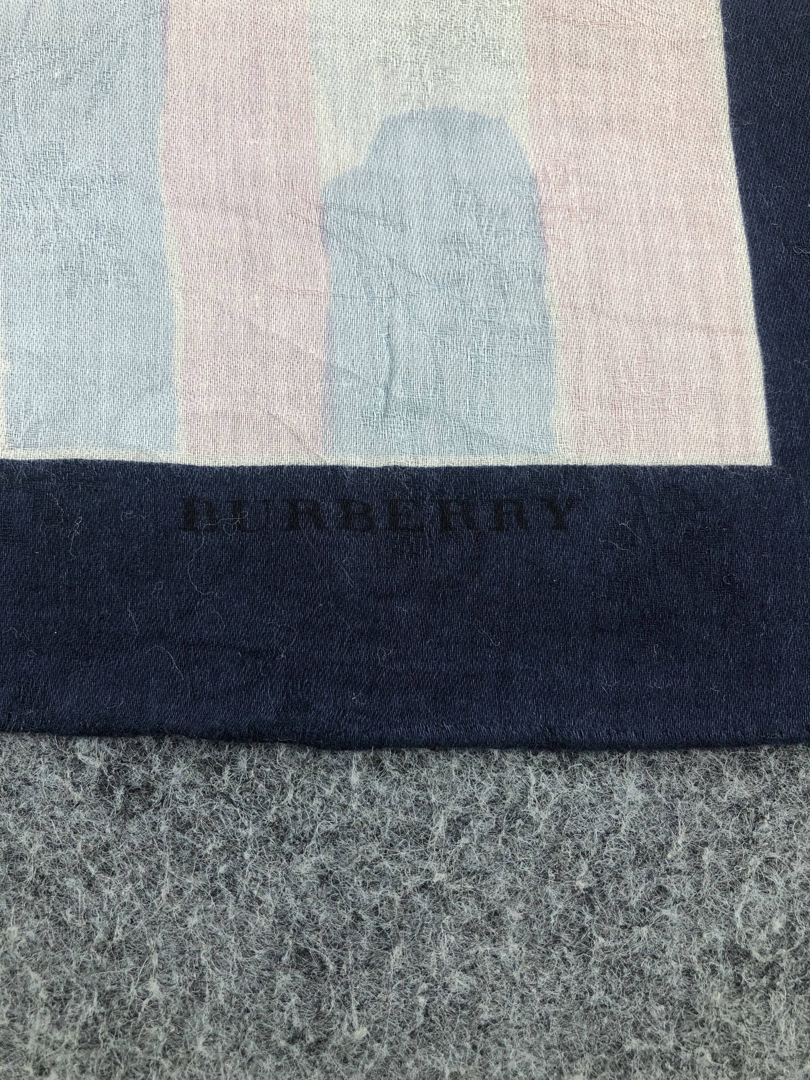 Burberry Burberry Handkerchief / Bandana / Neckerchief Size ONE SIZE - 5 Thumbnail