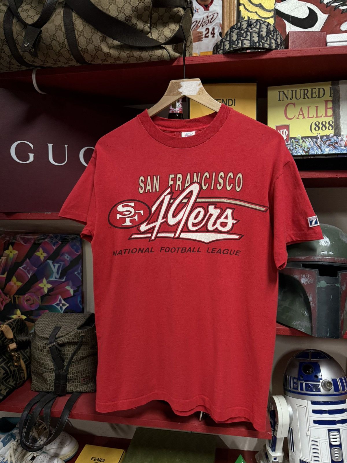 Vintage Vintage 90’s San Francisco 49ers T-Shirt Adult Size Medium Size US M / EU 48-50 / 2 - 1 Thumbnail