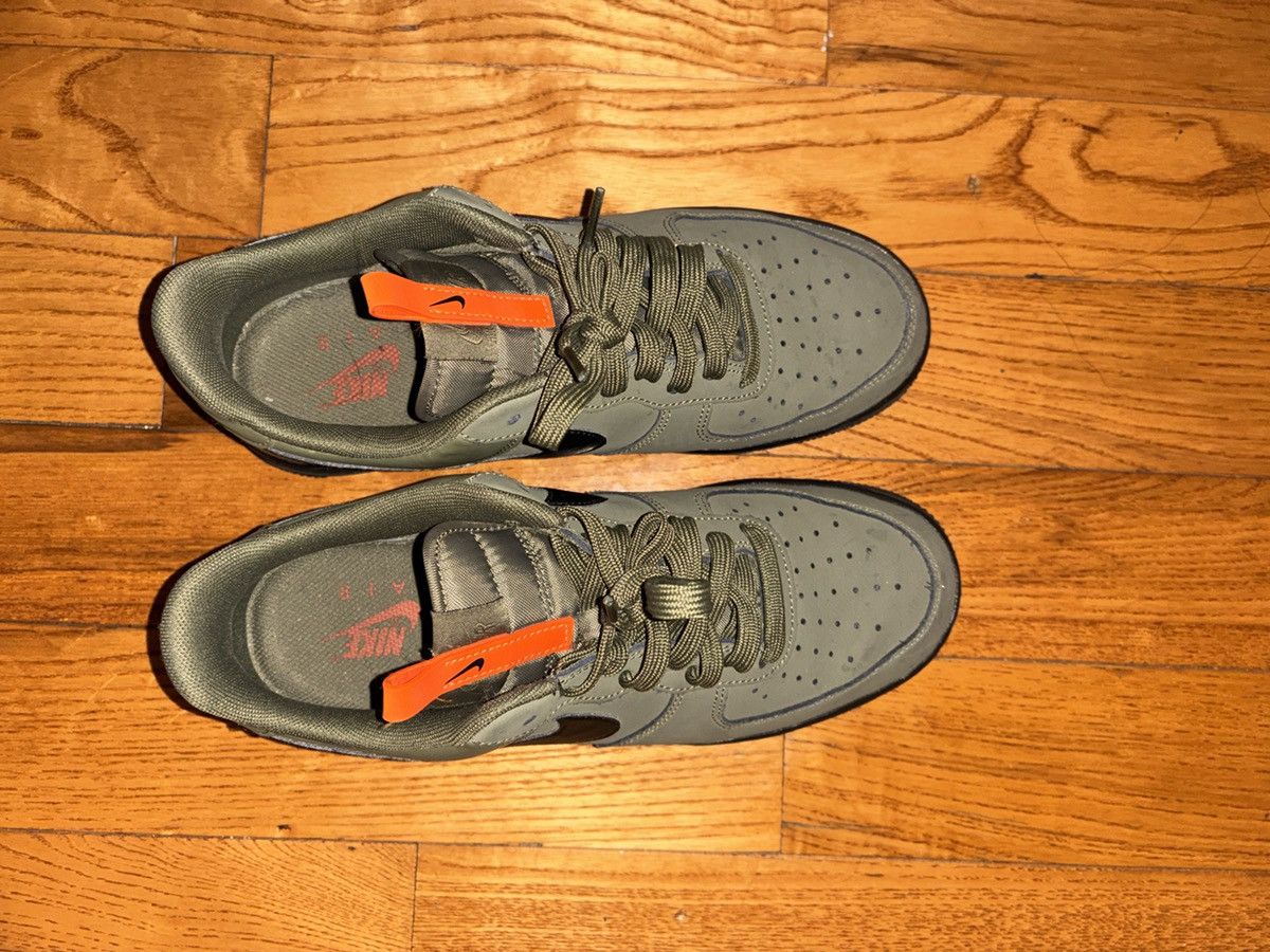 Nike Nike Air Force 1s Size US 8 / EU 41 - 2 Thumbnail