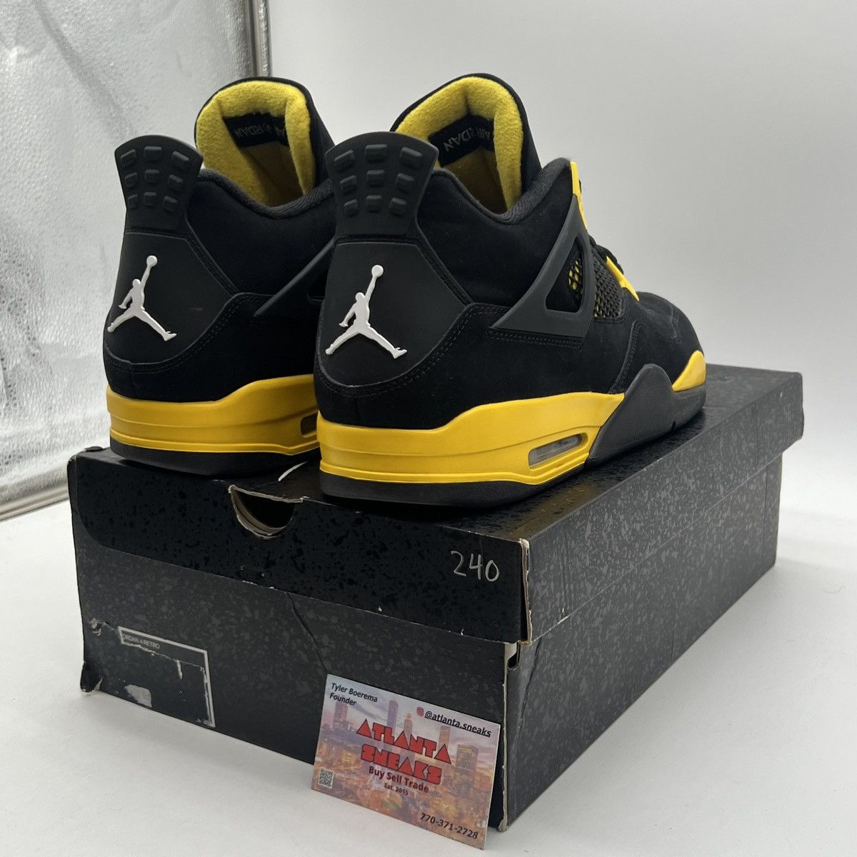 Jordan Brand Air Jordan 4 Thunder Size US 13 / EU 46 - 6 Thumbnail