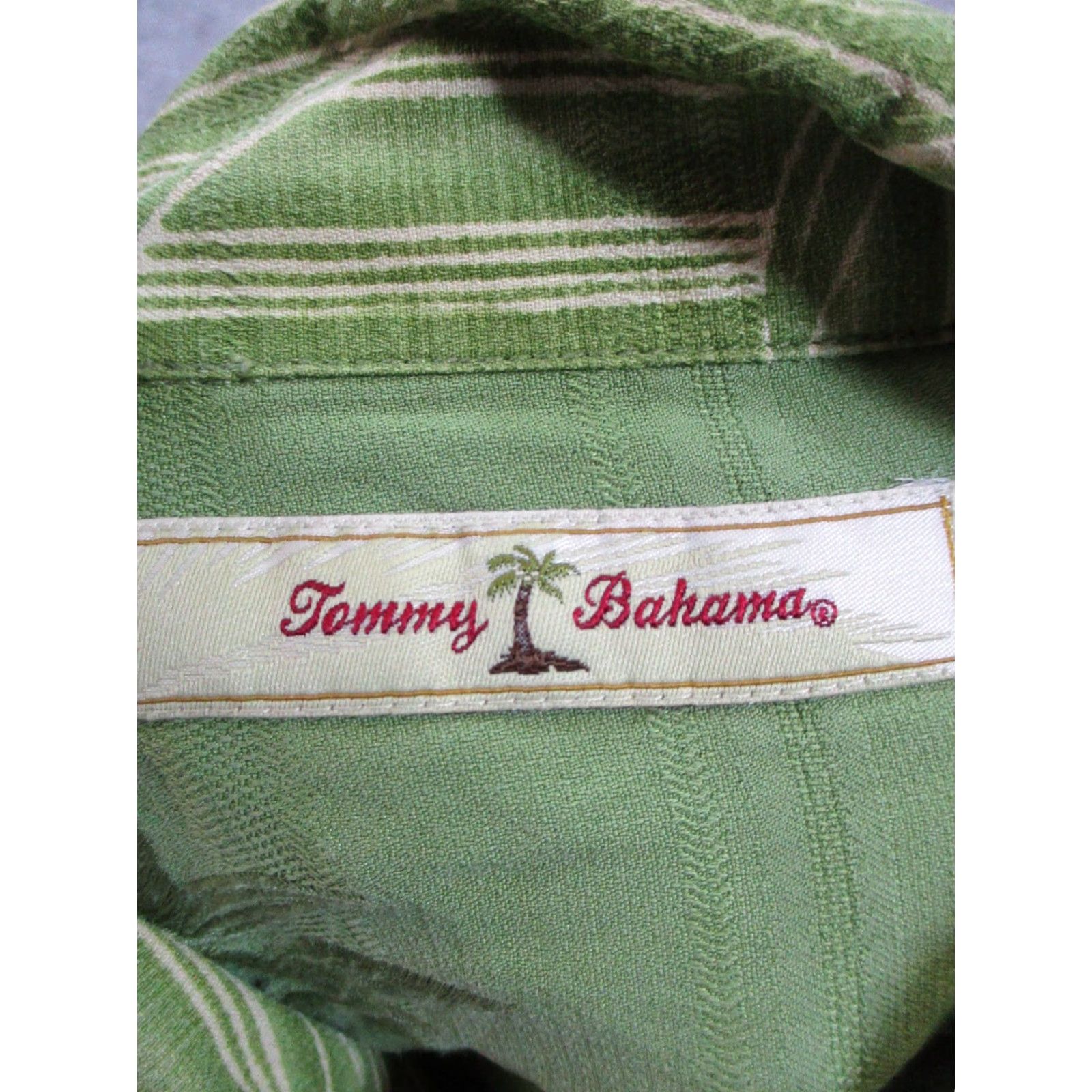 Tommy Bahama Tommy Bahama Shirt Mens XL Green Floral Silk Button-Up Collar Shirt Size US XL / EU 56 / 4 - 3 Thumbnail