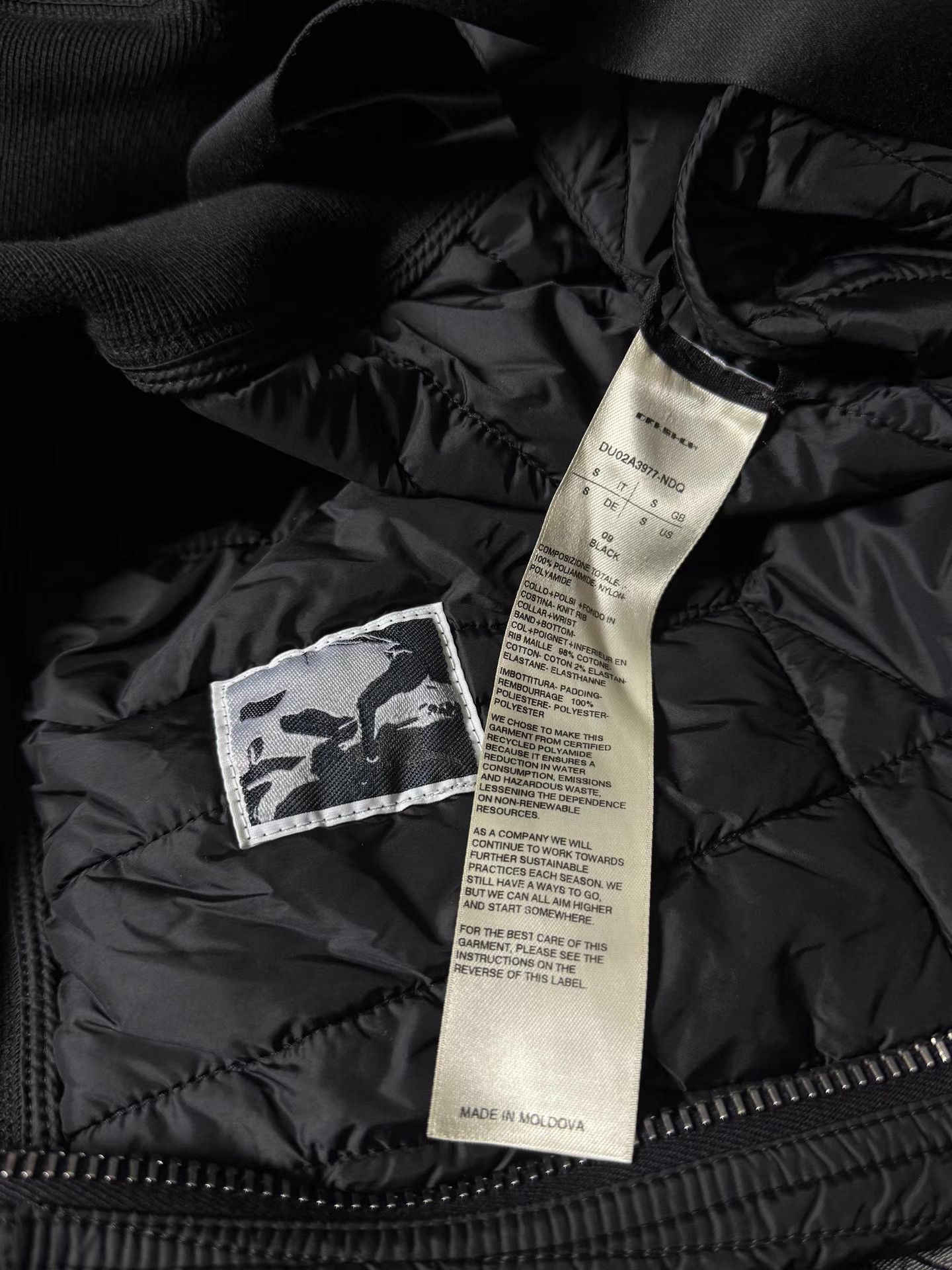 Rick Owens Rick Owens pentagram batwing strap puffer Size US S / EU 44-46 / 1 - 9 Thumbnail
