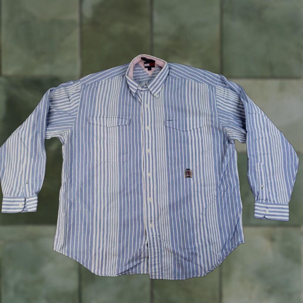 Tommy Hilfiger VINTAGE Tommy Hilfiger Shirt Mens Large Blue White Striped Button Up Crest Logo Cotton Size US L / EU 52-54 / 3 - 1 Thumbnail