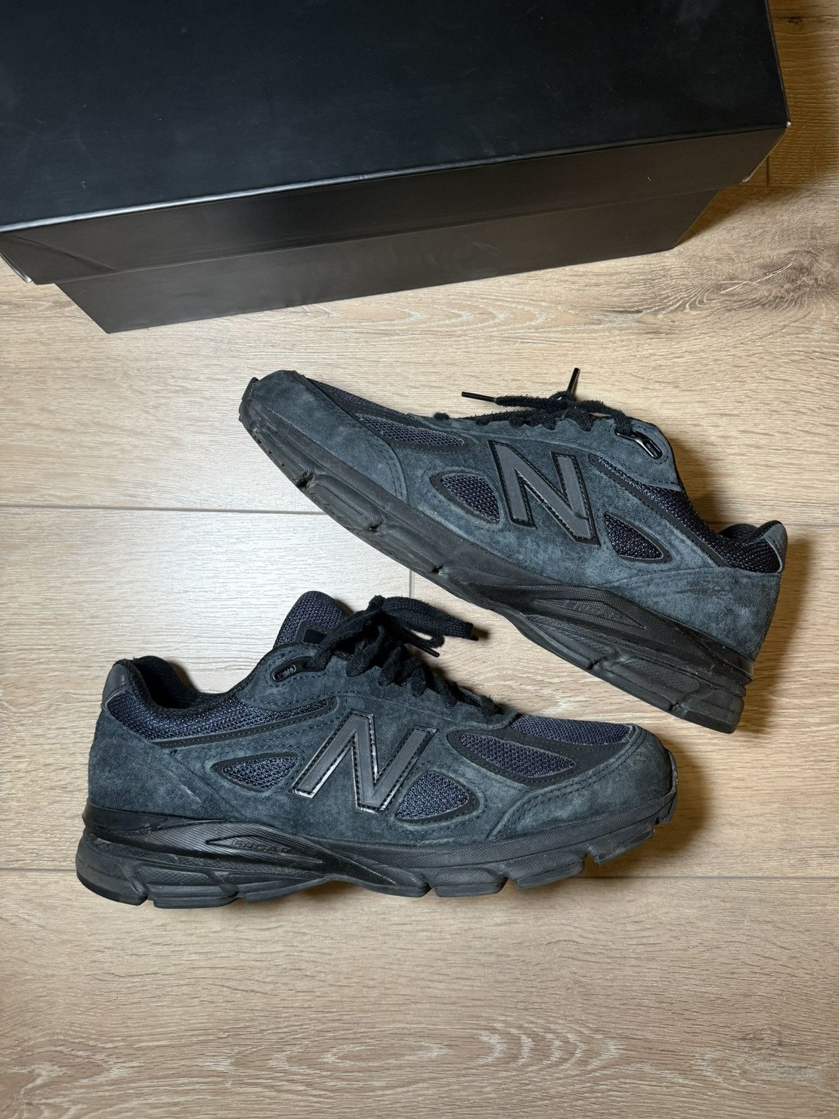 JJJJound × New Balance JJJJound x New Balance 990v4 Navy Size US 9.5 / EU 42-43 - 1 Thumbnail