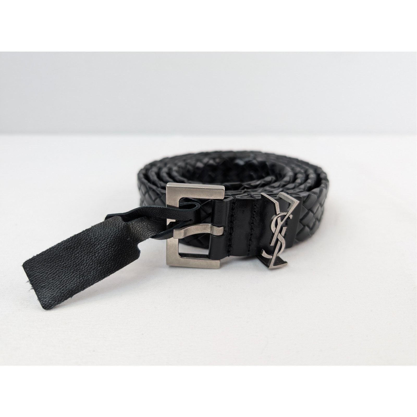 Saint Laurent Paris o1rshd1 Size: 85/ YSL Cintura Misfits C/Tresse Belt in Black Size 34 - 2 Thumbnail