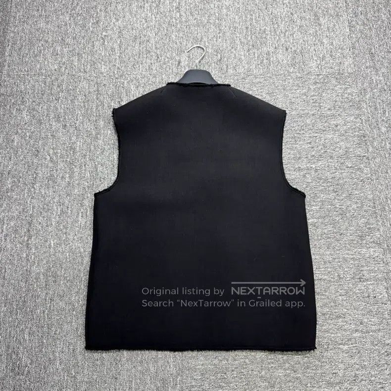 Givenchy Givenchy Size 48 Solid color wool vest Size: 48 Size US M / EU 48-50 / 2 - 4 Thumbnail