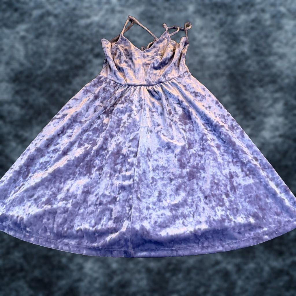 Vintage Wild Fable Velvet Crushed Mini Dress Lavender Spaghetti Strap V-Neck A-Line Womens XS Dress Size XS / US 0-2 / IT 36-38 - 1 Thumbnail