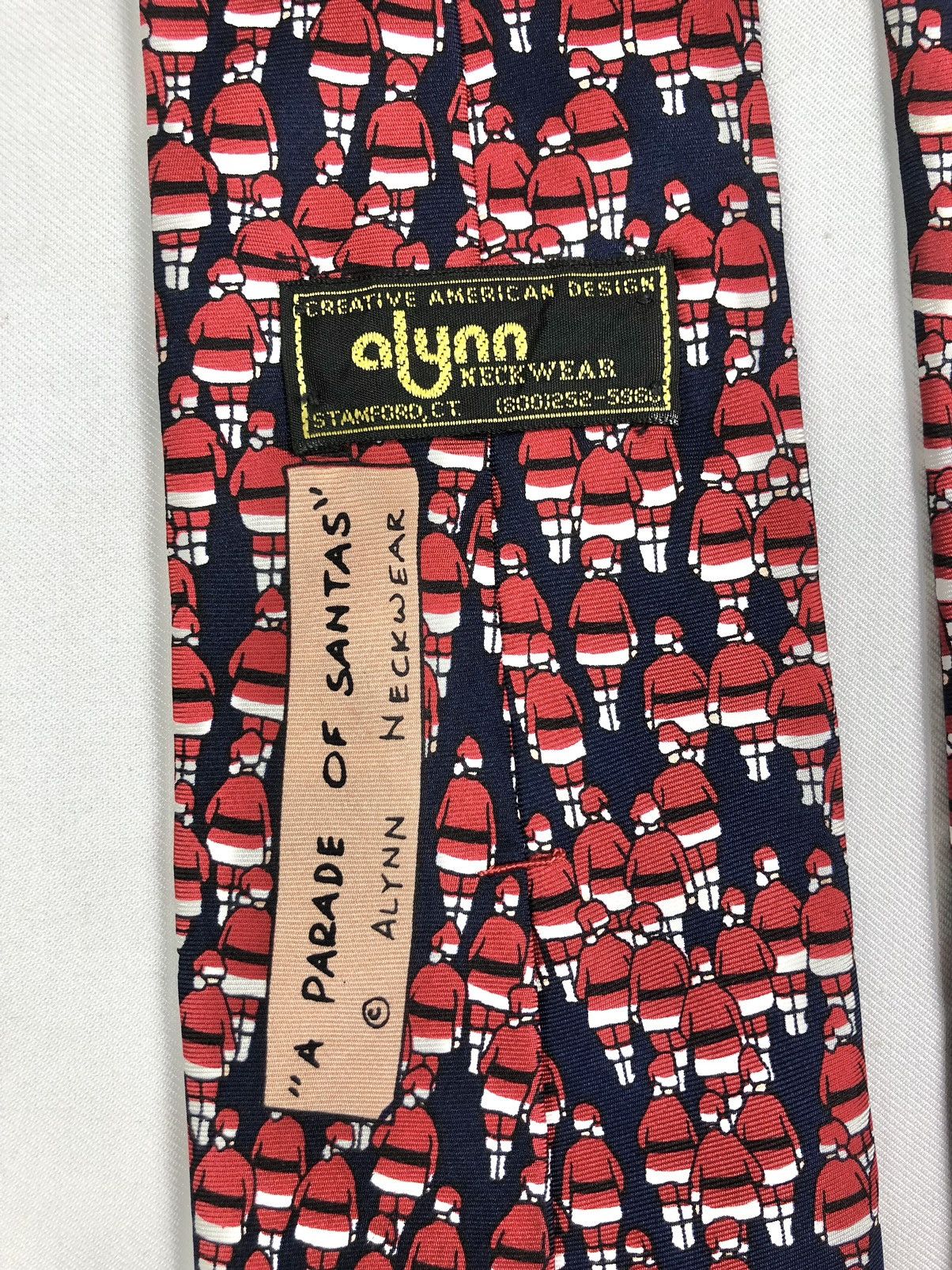 Vintage Vintage Alynn Neckwear A Parade of Santas Overprint Silk Tie Size ONE SIZE - 5 Thumbnail