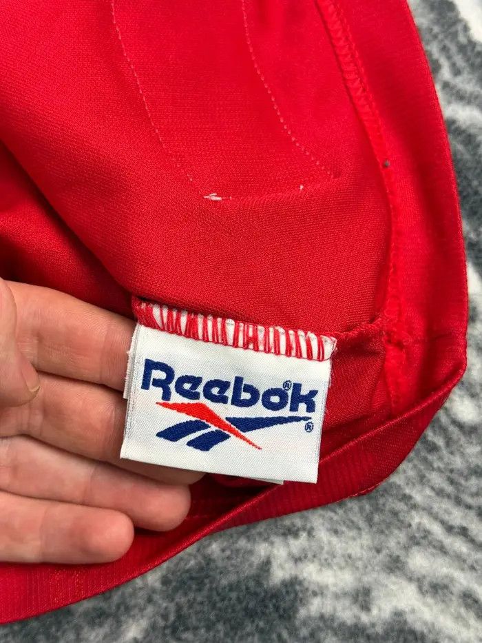 Reebok Vintage Reebok Liverpool 1996 1998 Home Shirt Soccer Jersey Size US M / EU 48-50 / 2 - 6 Thumbnail