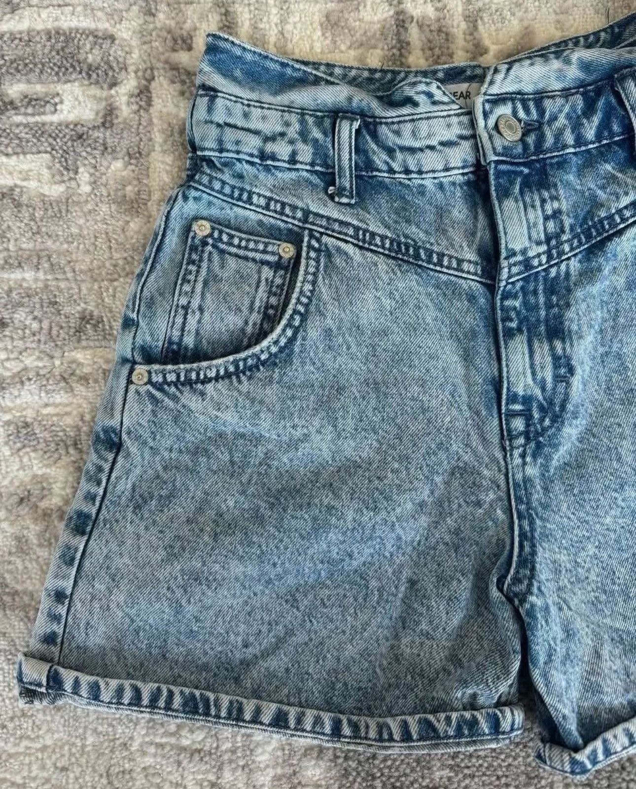 Pull & Bear High waist shorts Size 26" / US 2 / IT 38 - 1 Thumbnail