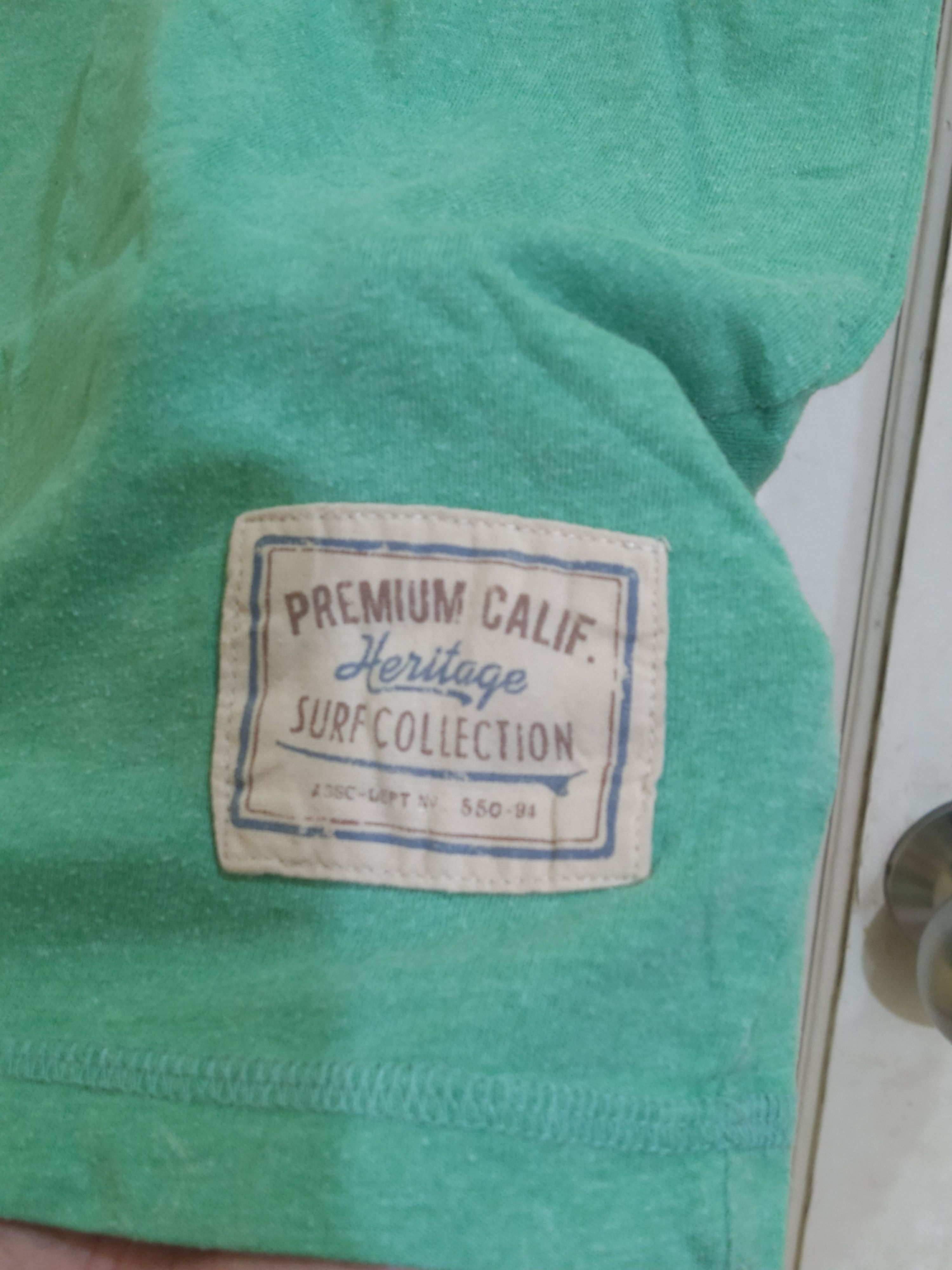 Vintage Old Navy Premium Division "Surf Santa Cruz" Graphic T-Shirt Size US L / EU 52-54 / 3 - 3 Thumbnail
