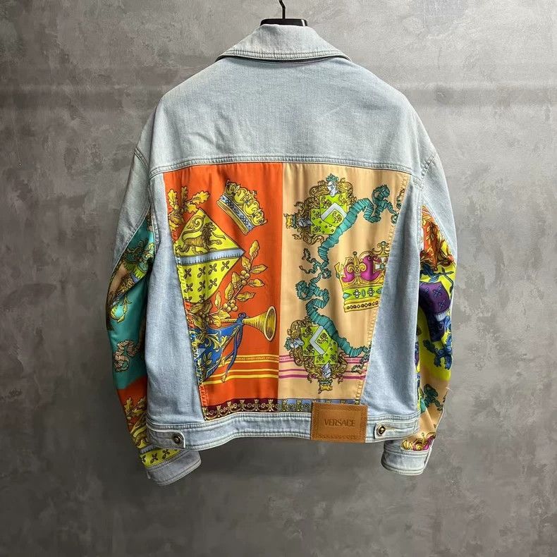 Versace Versace Stitched floral print single-row lapel denim jacke Size US M / EU 48-50 / 2 - 2 Thumbnail
