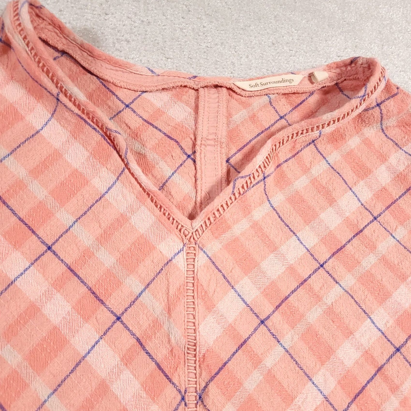 Soft Surroundings Soft Surroundings Gauzy Tunic Shirt Womens 1X Plus Coral Pink Beach V-Neck Shirt Size XL / US 12-14 / IT 48-50 - 4 Thumbnail