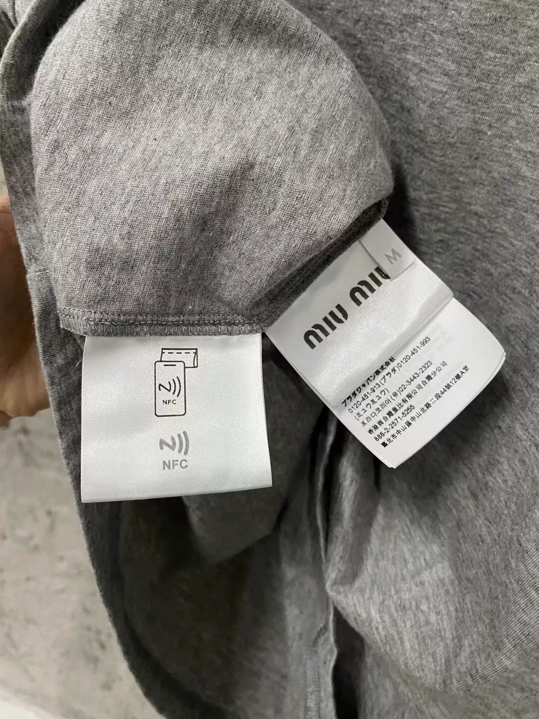 Miu Miu Miu Miu Heart Logo Short Sleeve Tee Size US 28 / EU 44 - 6 Thumbnail