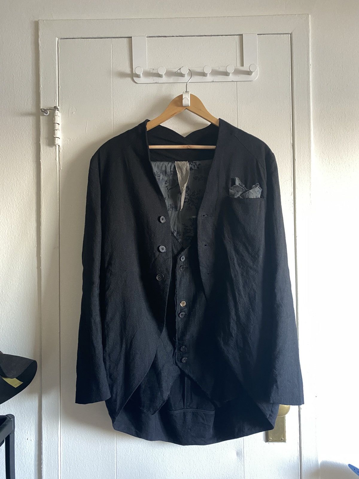 Aleksandr Manamis Aleksandr Manamis Layered Rounded Blazer with Vest Size 38R - 1 Thumbnail