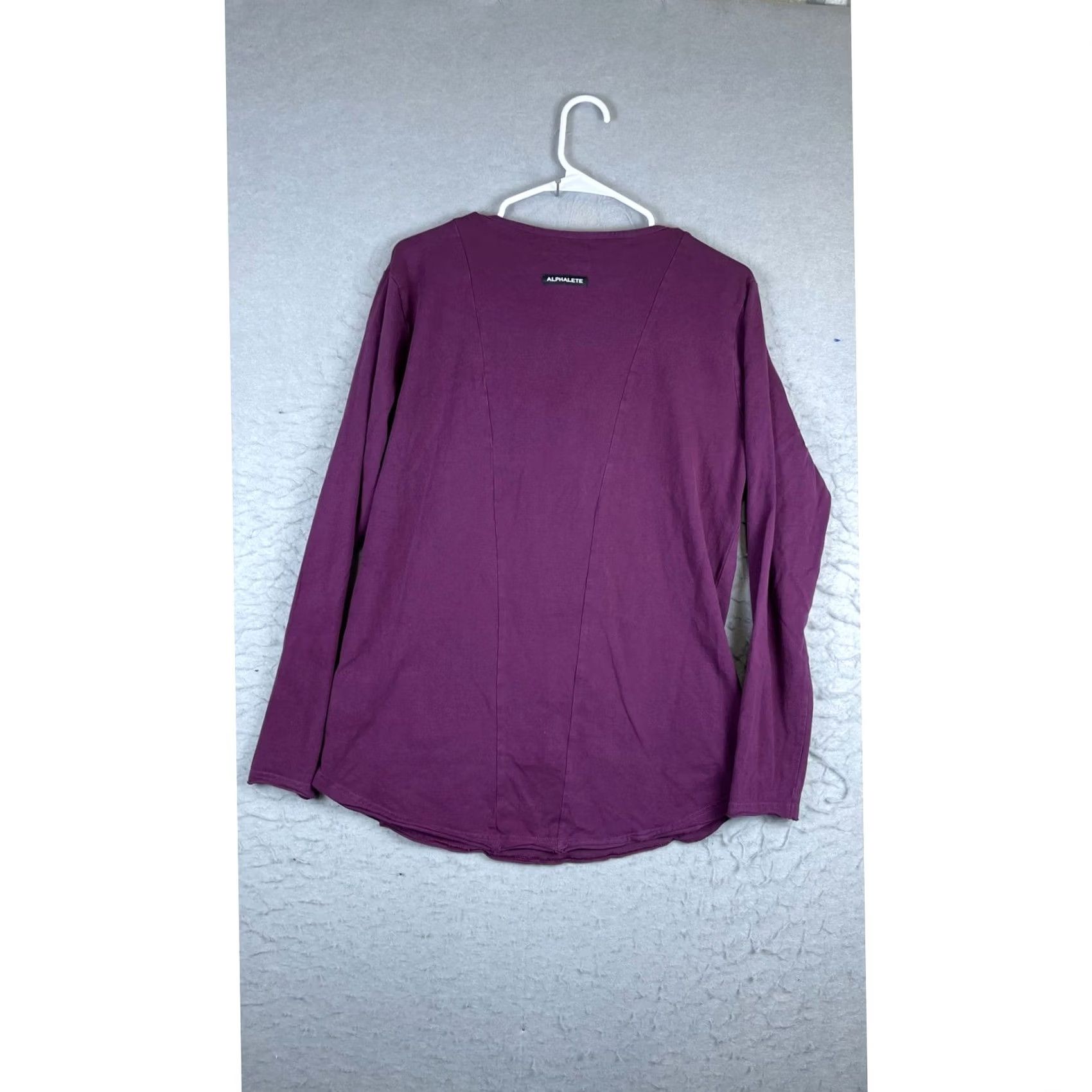 Vintage Alphalete Long Sleeve Top Womens M Purple Athletic Lifestyle Fit Shirt Size M / US 6-8 / IT 42-44 - 4 Thumbnail