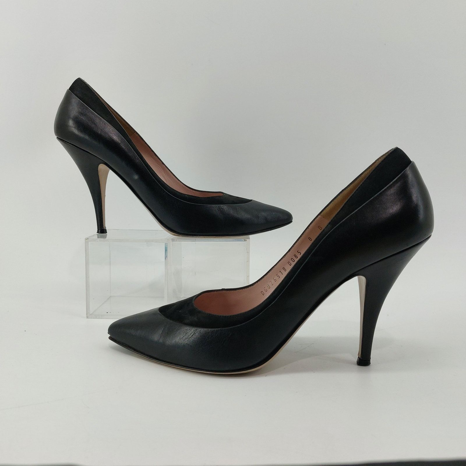 Salvatore Ferragamo Salvatore Ferragamo Black Pumps Suede Trimmed Leather 8 B Size US 8 / IT 38 - 7 Thumbnail