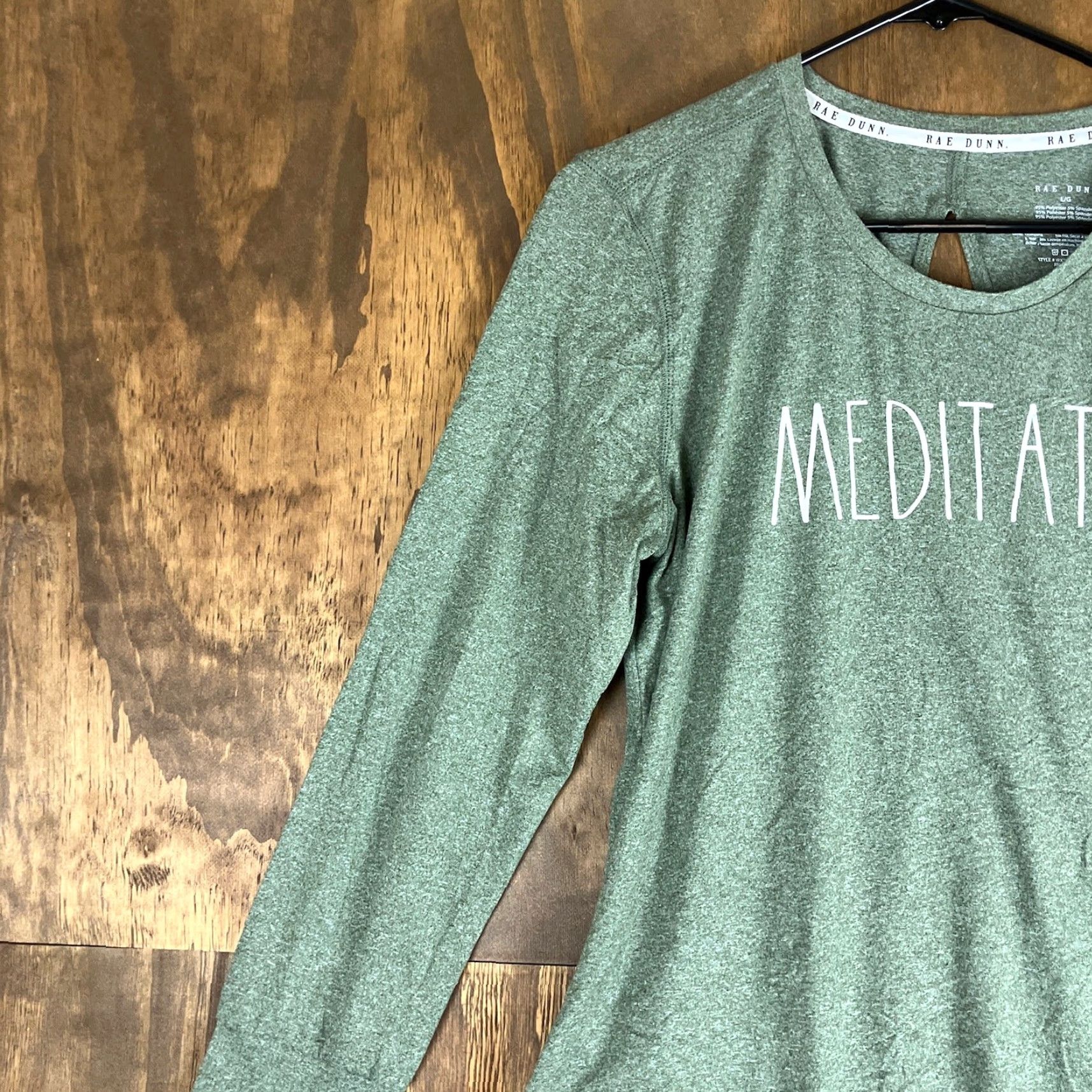 Vintage Rae Dunn Womens Shirt Green Meditate Eyelet Back Crew Neck Stretch Large Shirt Womens Green Meditate Eyelet Back Crew Neck Stretch Large Size L / US 10 / IT 46 - 4 Thumbnail