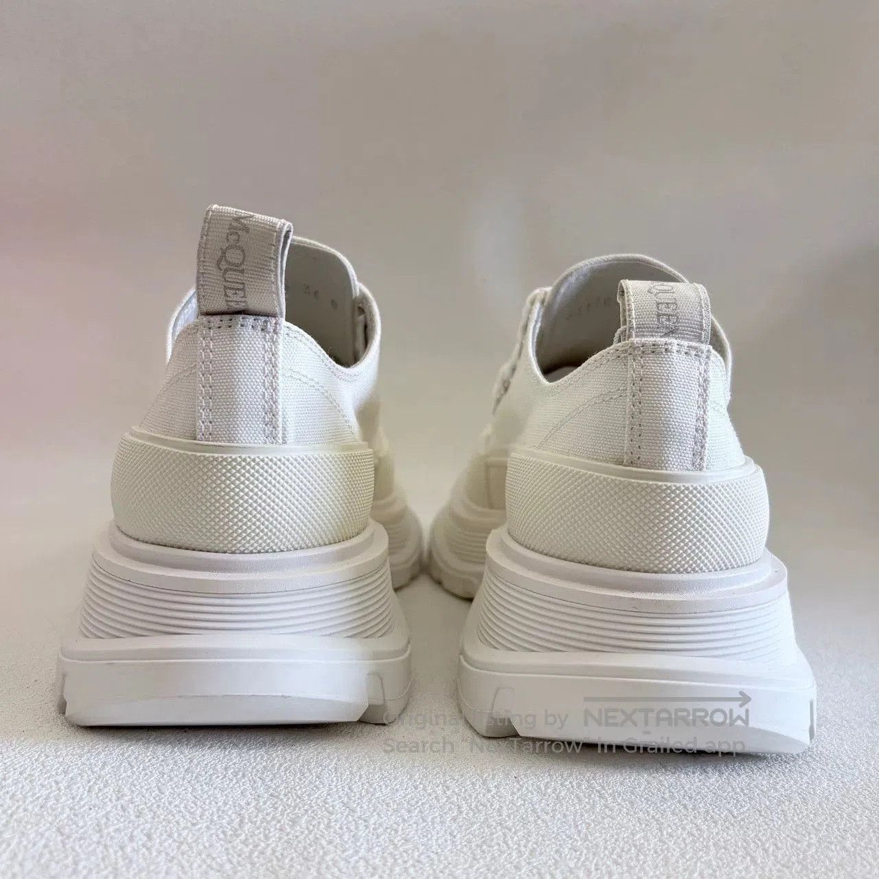 Alexander McQueen alexander mcqueen tread slick white ankle boots. Size US 6 / IT 36 - 3 Thumbnail