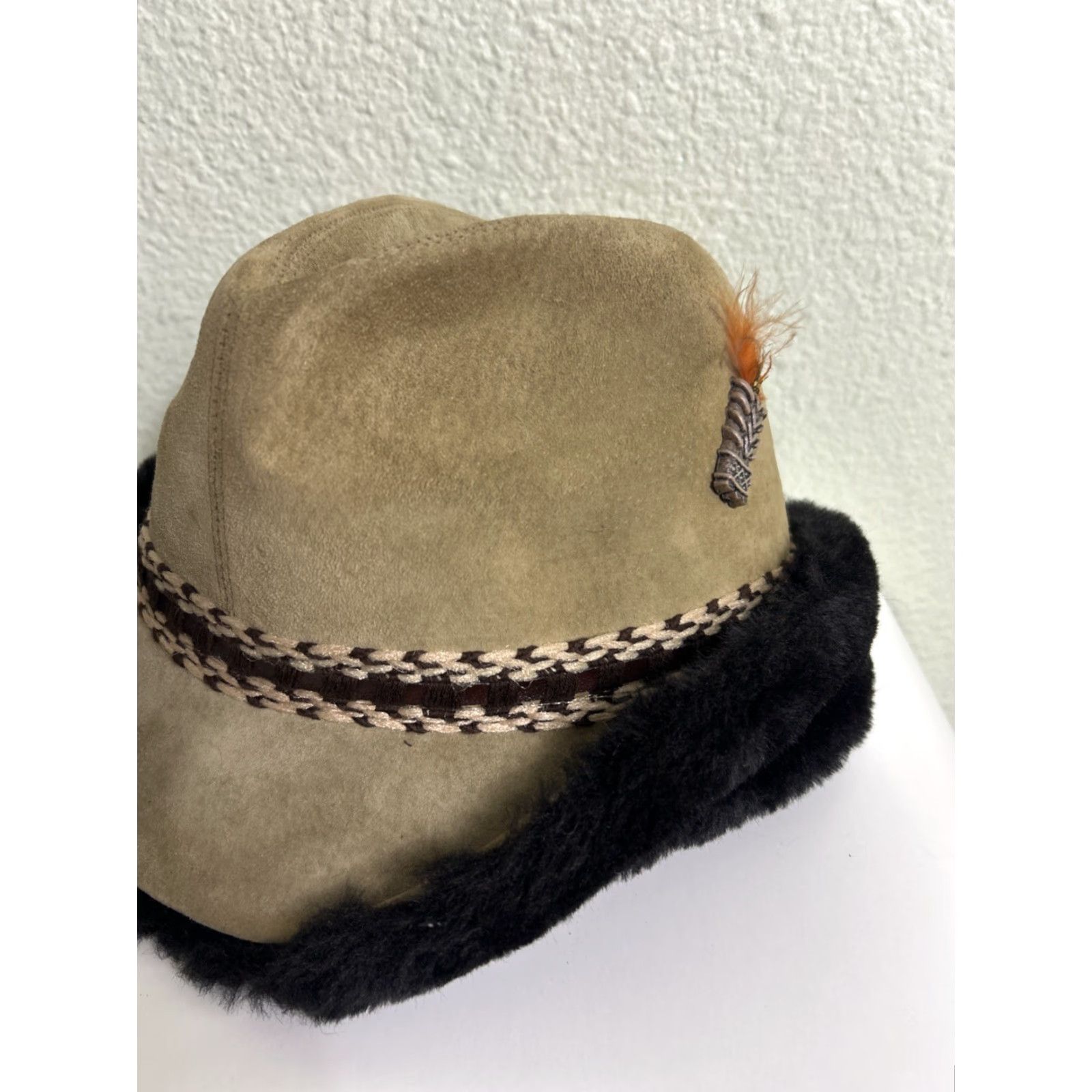 Vintage VINTAGE Dorfman Pacific Tan Suede Leather Trilby Fedora Small Faux Fur Ear Flap Men Fedora S Brown Ear Flap Size ONE SIZE - 2 Thumbnail