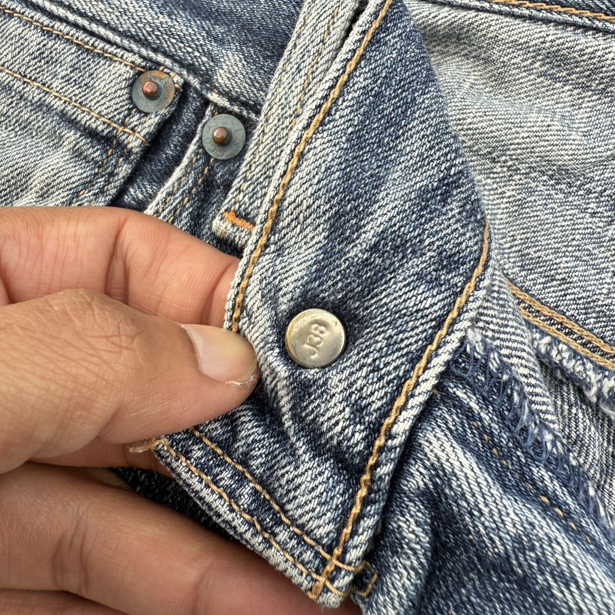 Levi's W35 Vintage Levi's 553 straight faded denim jean pants. Size US 35 - 11 Thumbnail