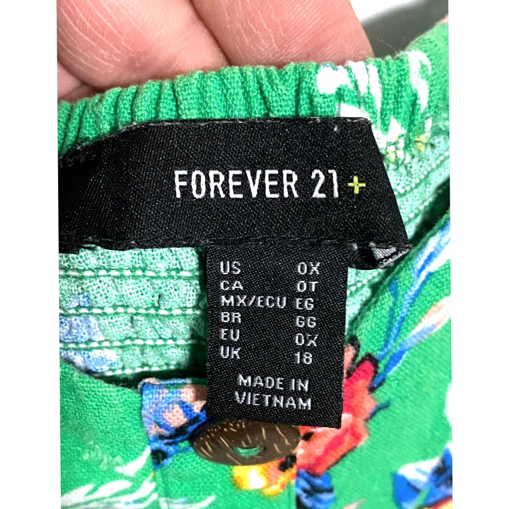 Forever 21 Forever 21+ Green Floral Sundress Adjustable Straps Smocked Womens Plus 0X Dress Short Mini Green Ladies 0X Plus Womens Size XL / US 12-14 / IT 48-50 - 6 Thumbnail