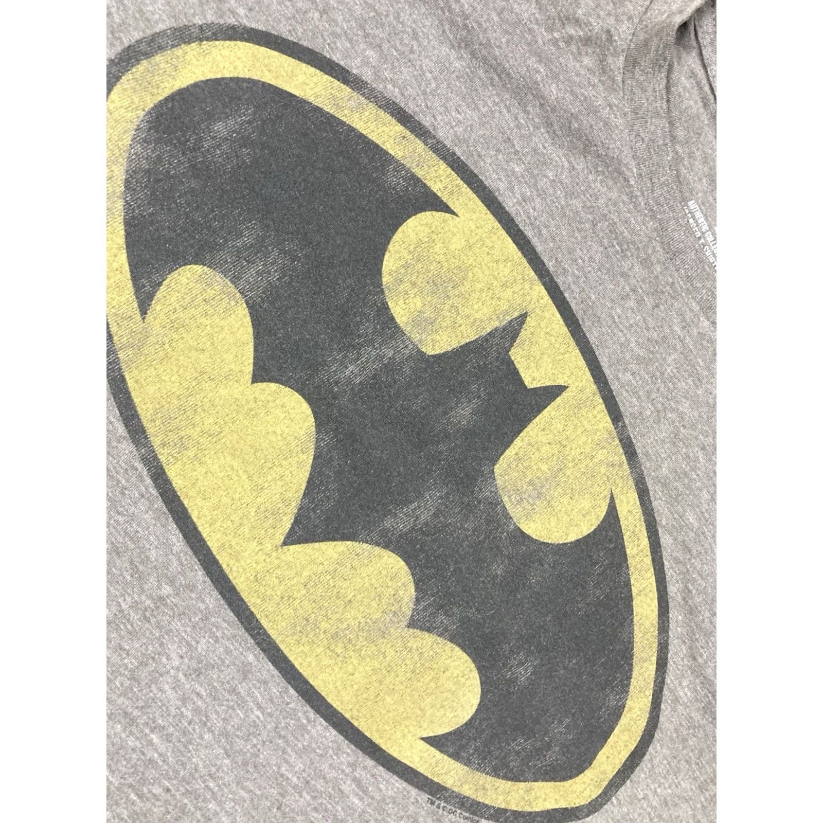 Gap VINTAGE Gap Batman Logo Graphic T-shirt Men L Brown Heather Retro Movie Merch Graphic Print Short Sleeve Crew Neck 2020s Mens Size US L / EU 52-54 / 3 - 2 Thumbnail