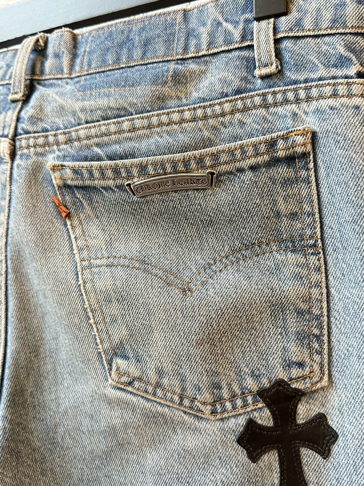 Chrome Hearts × Levi's CHROME HEARTS CROSS PATCH DENIM Size US 33 - 8 Thumbnail