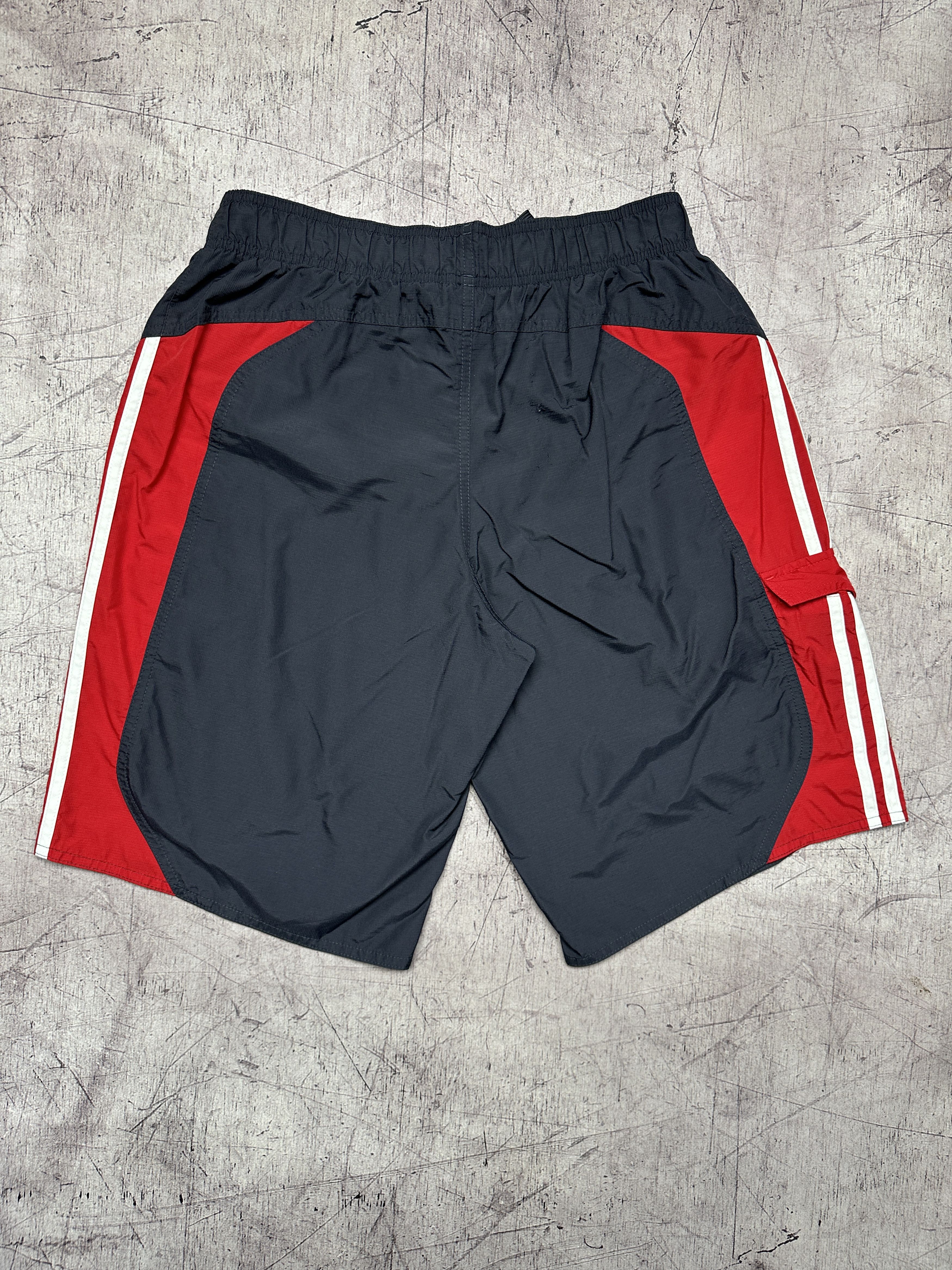 Adidas Adidas Vintage Mens Nylon Shorts Size US 32 / EU 48 - 7 Thumbnail